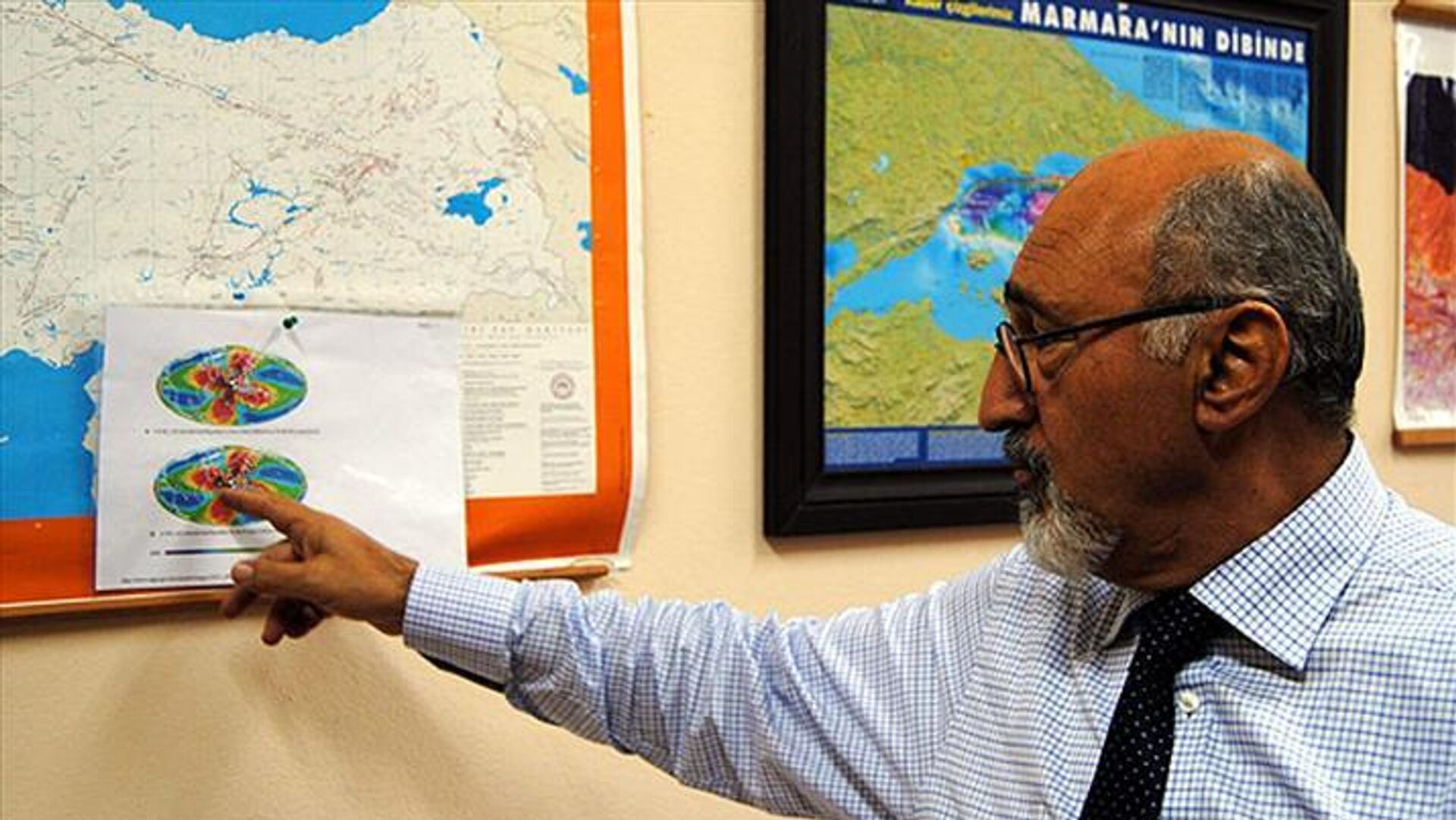 Hatay'daki depremin ardından Prof. Dr. Osman Bektaş'tan uyarı: 'Süreç bitmiş değil'