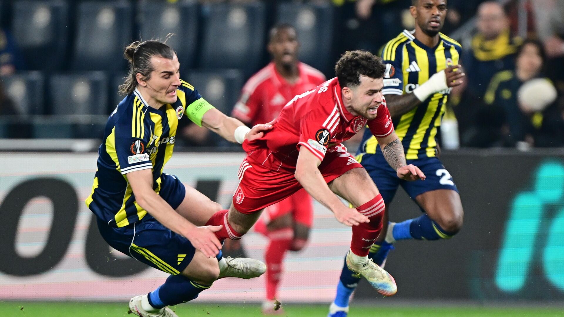 Fenerbahçe, Avrupa Ligi'ne veda etti