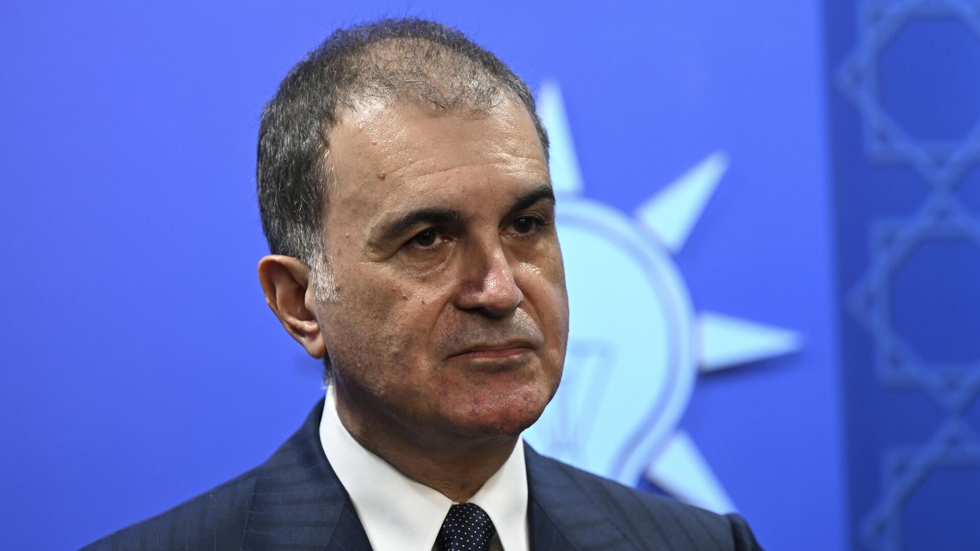AK Parti Sözcüsü Çelik, İsrail polisinin Türk gazetecileri gözaltına almasını kınadı