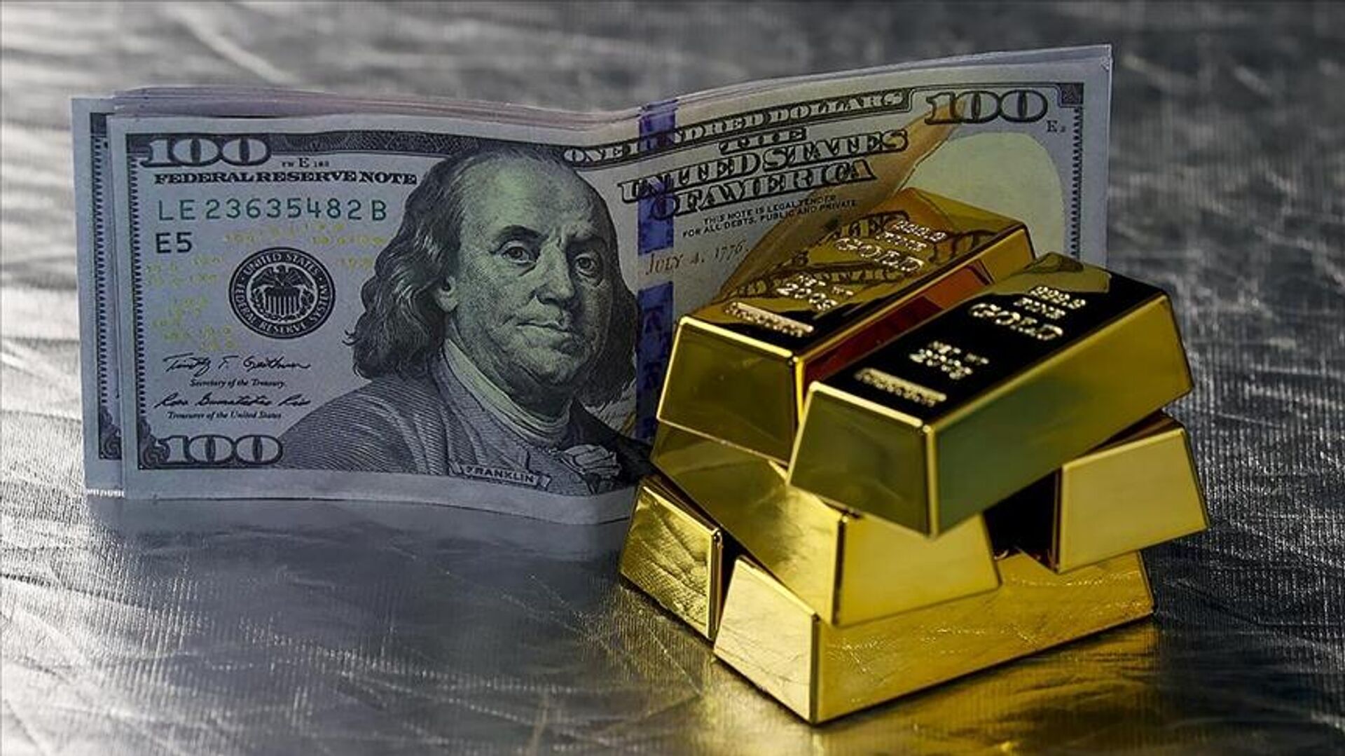 Altın, gümüş ve euro çekildi, dolar yükselişte: Piyasalarda son durum ve düşüşlerin sebebi ne?