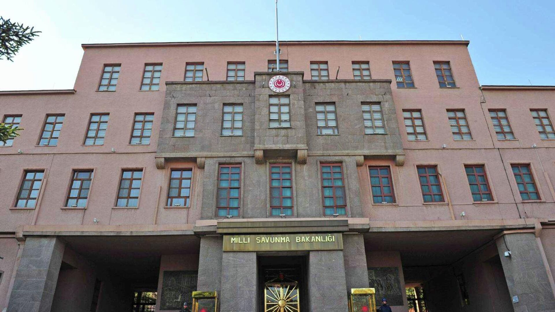 Milli Savunma Bakanlığı: Balistik füze etkisiz hale getirildi, Gaziantep’te boş arazilere düştü