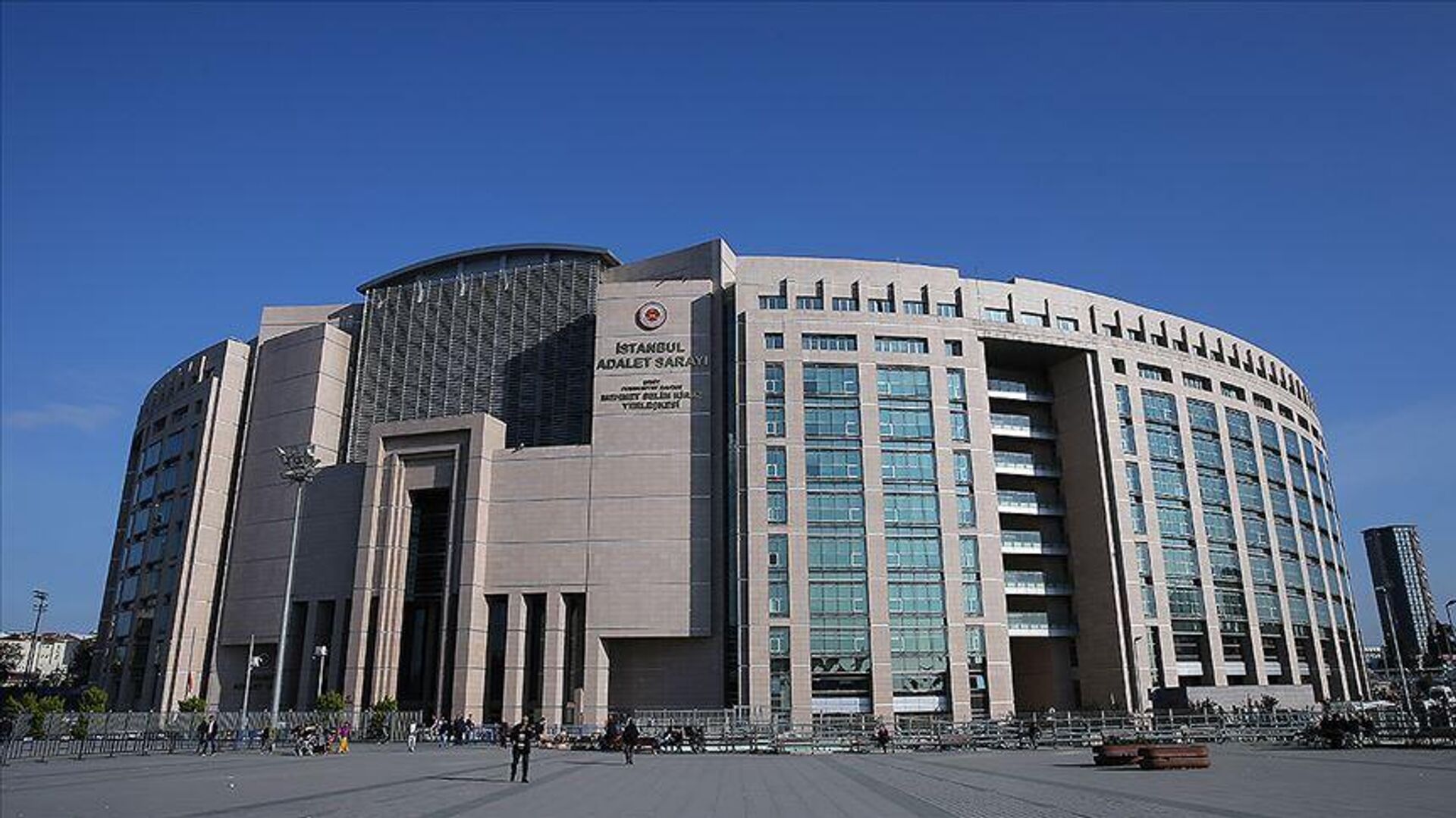 Uyuşturucu soruşturmasında tutuklanmışlardı: Ünlü işletmeci ve Bebek Otel'in müdürü 'etkin pişmanlık'tan tahliye edildi