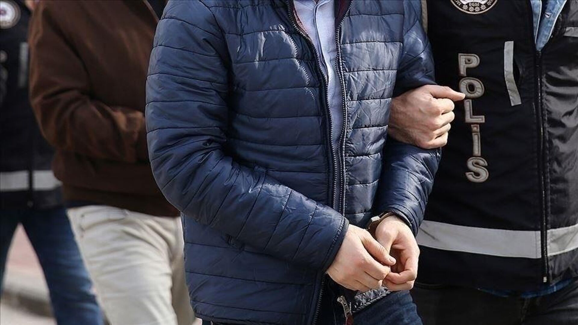 Bakan Gürlek'in tapu kayıtlarını usulsüz sorgulayan tapu teknikeri gözaltına alındı: Bir anlık gafletle yaptım