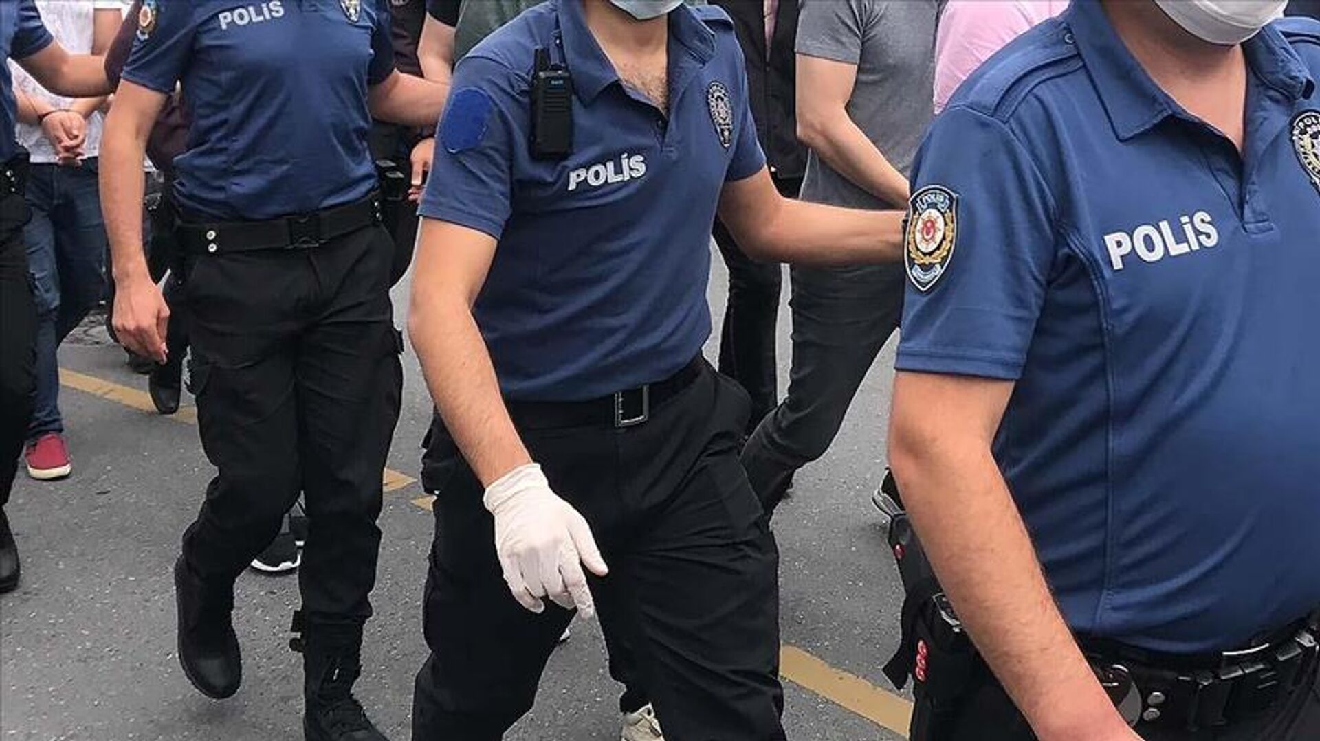 Nakliye dolandırıcıları yakalandı: Malları alıcı yerine kendi depolarına taşıdıkları ortaya çıktı