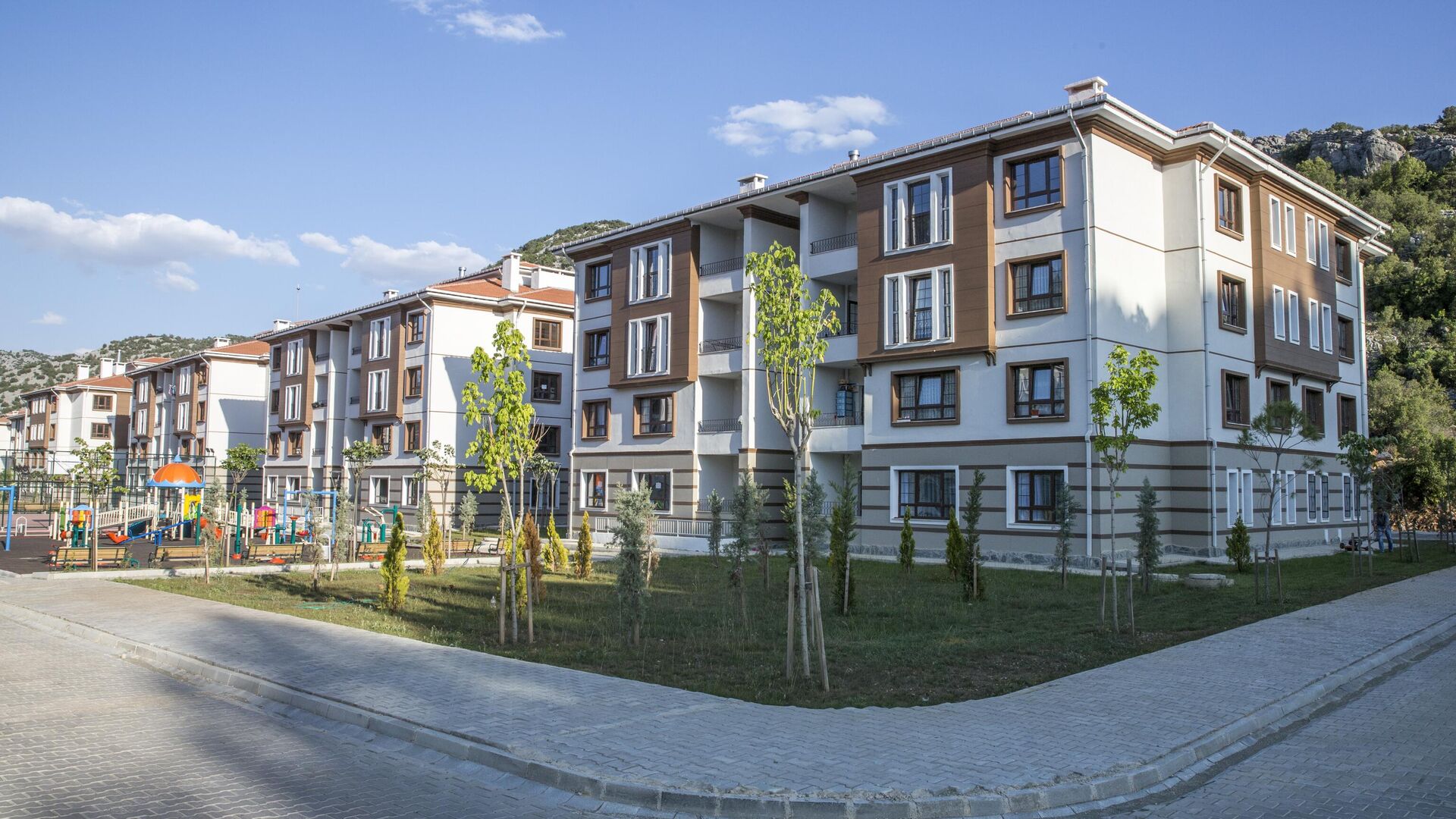 Merakla bekleniyordu: İstanbul'da TOKİ kuraları ne zaman saat kaçta çekilecek? Kura çekimleri nereden izlenebilecek?