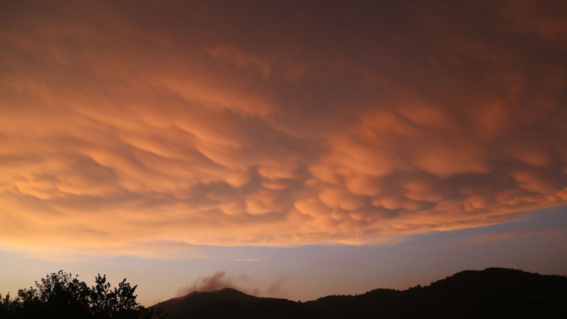 Meteoroloji kuvvetli sağanak için saat verdi: Kuzeyde sıcaklıklar 3 derece azalıyor