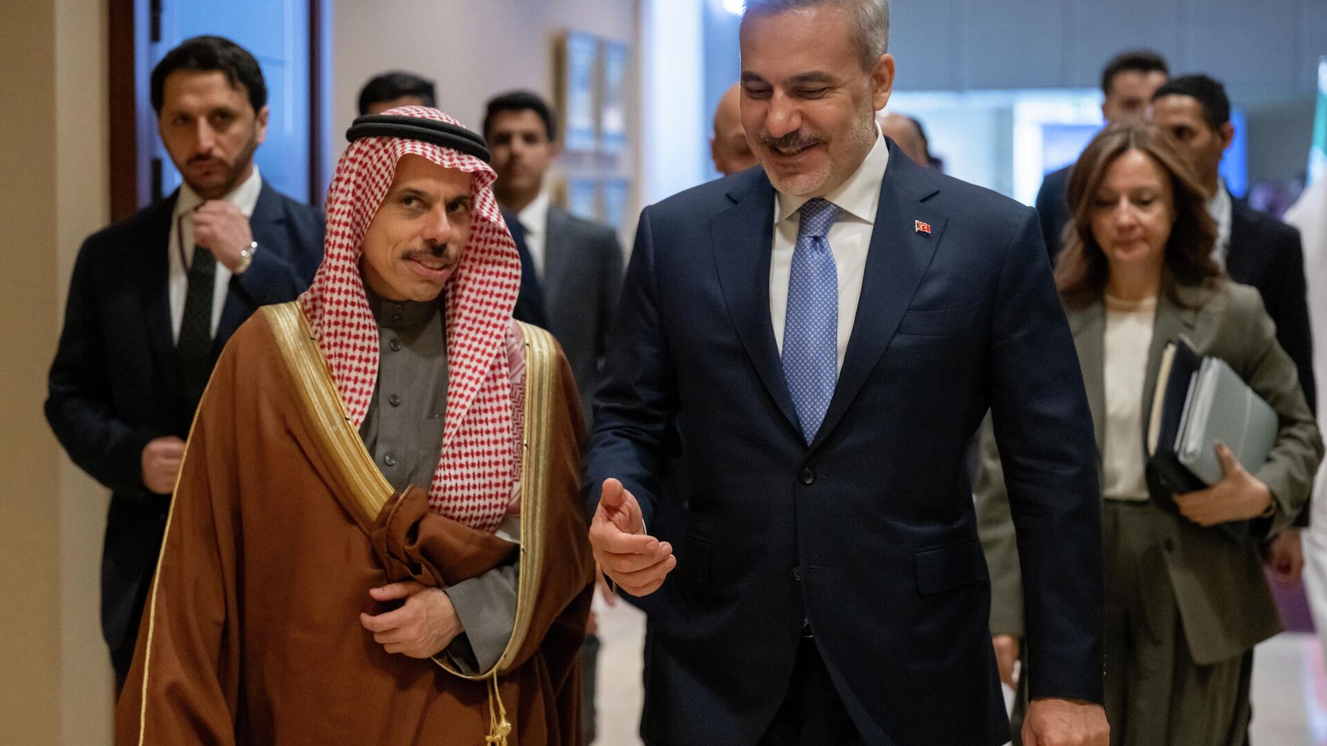 Türkiye ve Suudi Arabistan arasında vize kalktı