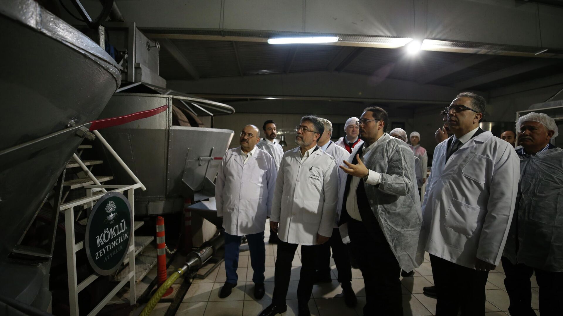 Bakan Yumaklı: Türkiye’ye yapay et giremez