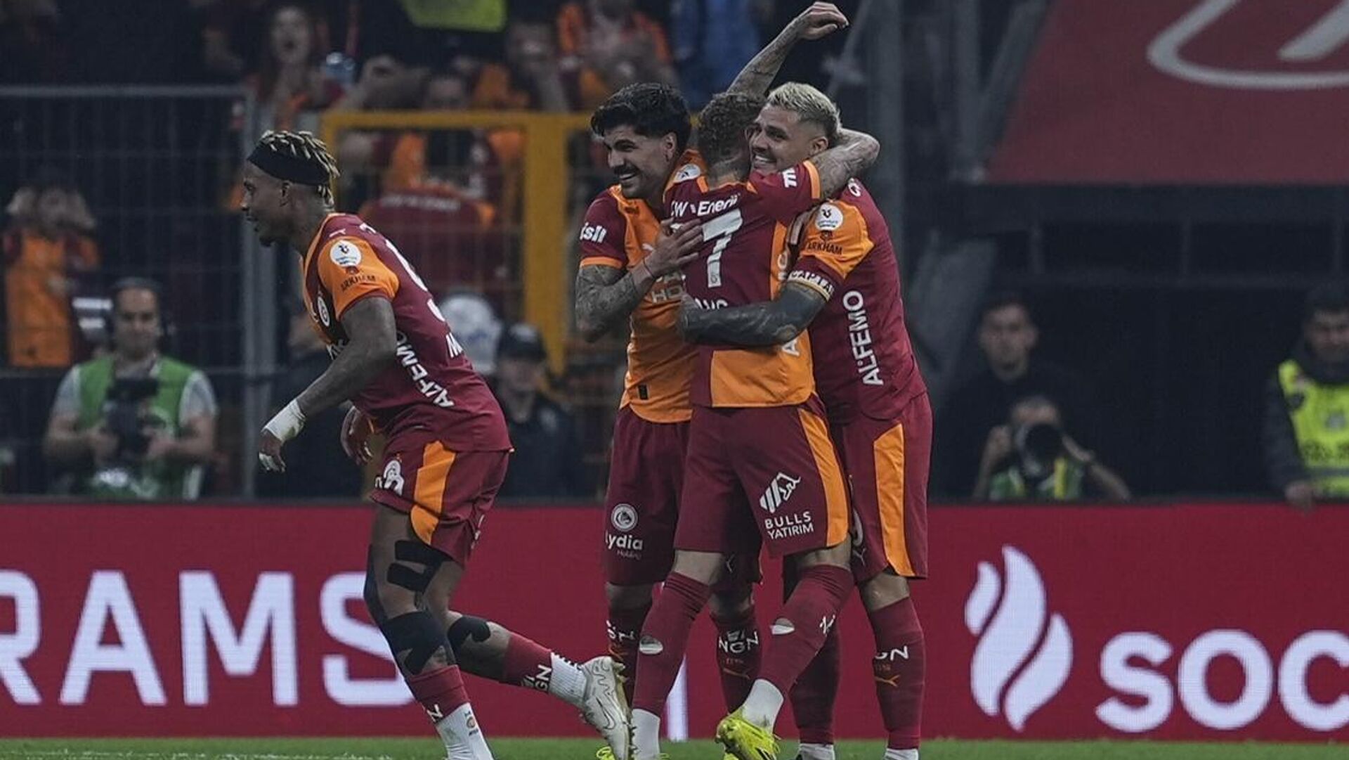 Galatasaray üst üste 4. kez Süper Lig şampiyonu: Yayın gelirinde 16.4 milyon Euro’yu garantiledi