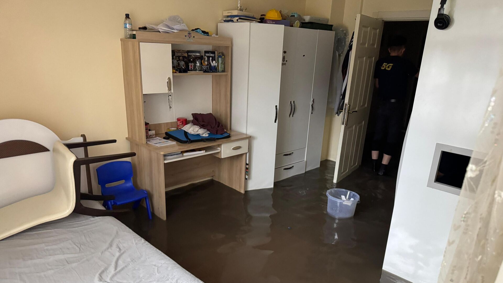 Çankırı'da sağanak yağış etkili oldu: Cadde ve sokaklar göle döndü