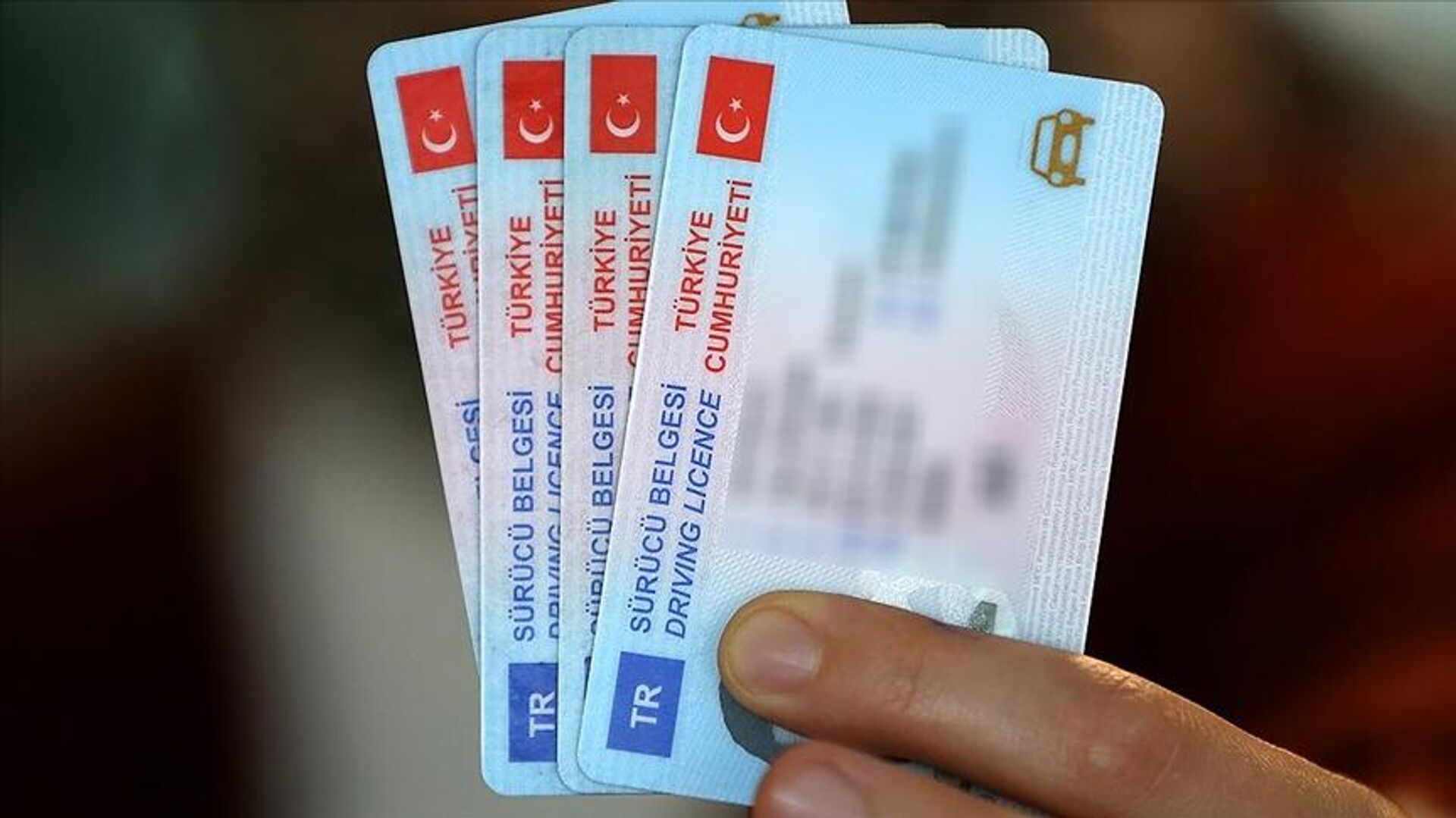 Ehliyet yenilemede yeni dönem: 65 yaş üstü sürücüler için süre kısalacak