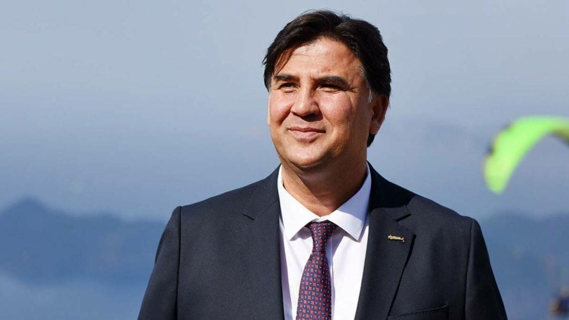 Fethiye Belediye Başkanı Alim Karaca silahlı saldırıda yaralandı