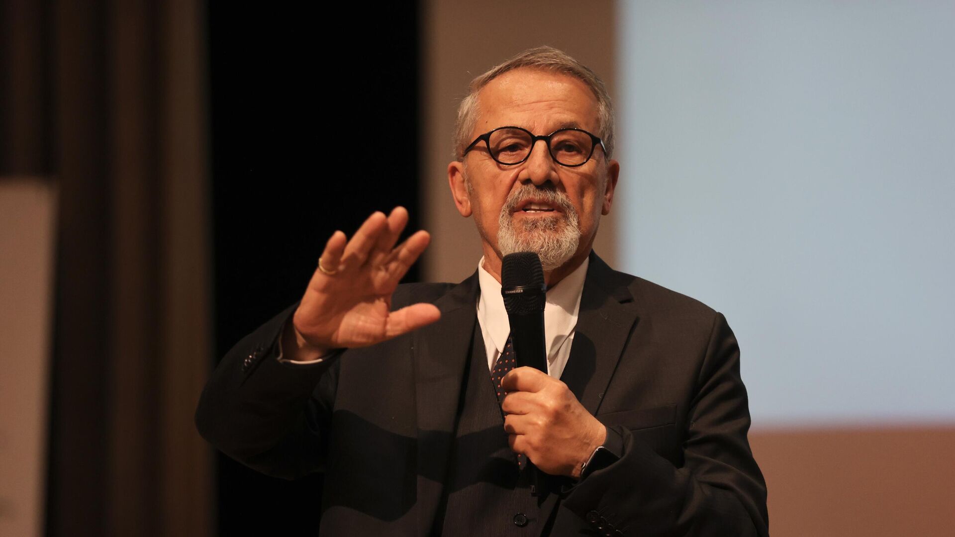 Prof. Dr. Görür, Adana depremi için uyardı: '2023 depremleri nedeniyle enerji yüklü'