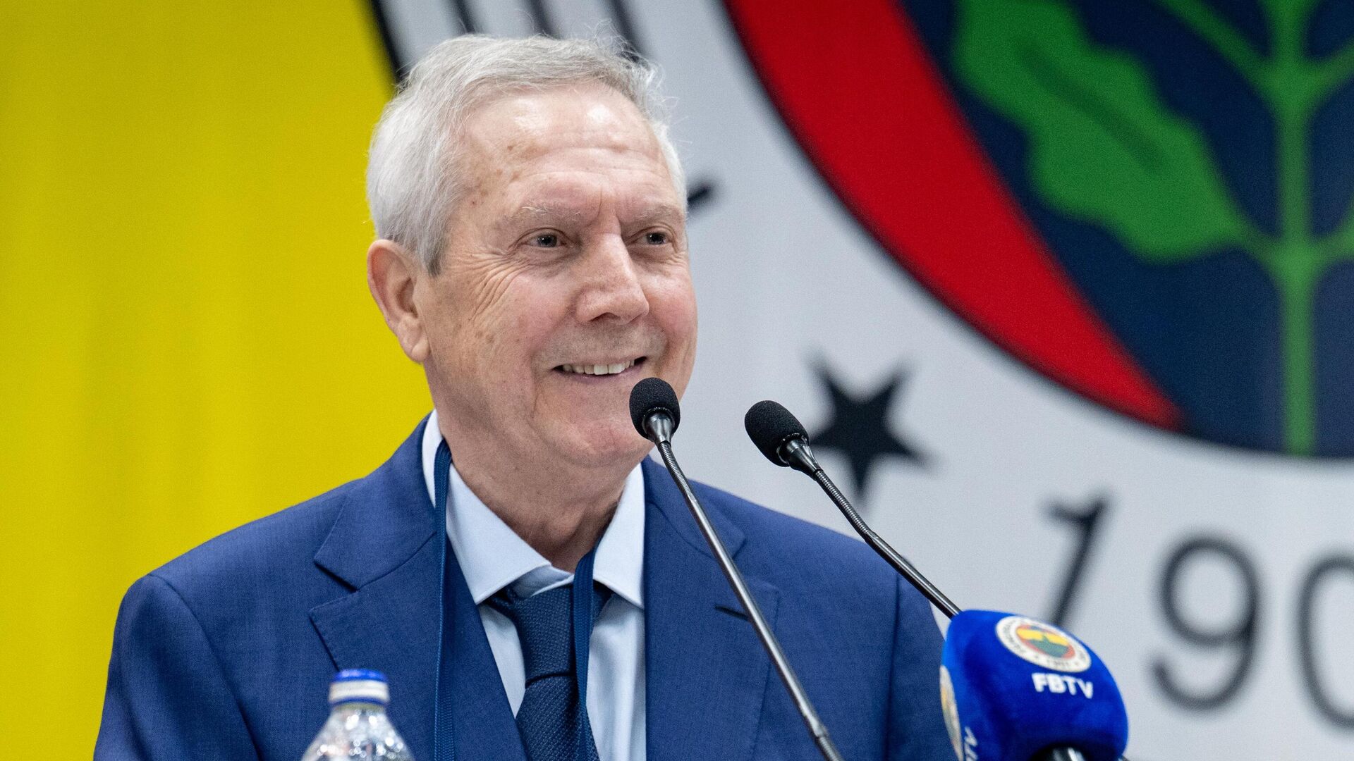 Fenerbahçe Seçim Kongresi başladı: Üyeler bugün i̇bra edecek, yarın yeni başkan seçecek