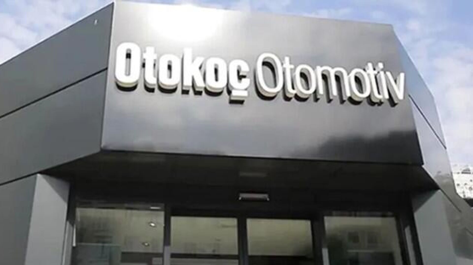 Otokoç'un merkezine silahlı saldırı: Polis inceleme başlattı