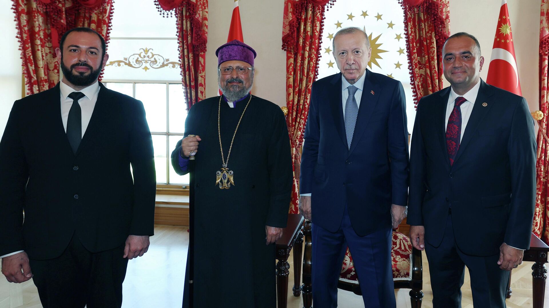 Cumhurbaşkanı Erdoğan, Maşalyan ve Sıvacıoğlu'yla görüştü