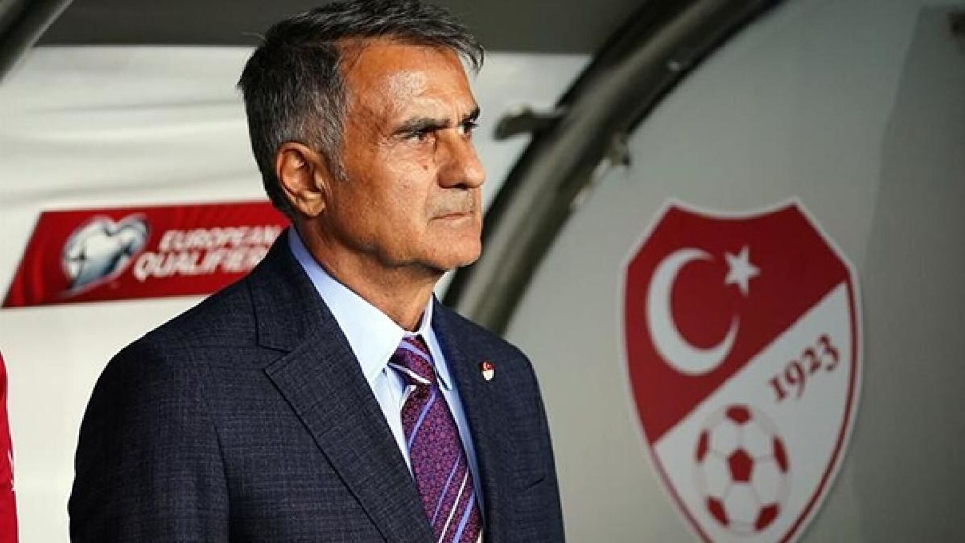 Türkiye - Paraguay maçı sonrası Şenol Güneş'ten Montella sözleri: Sorumlusu o, cevapları verecektir