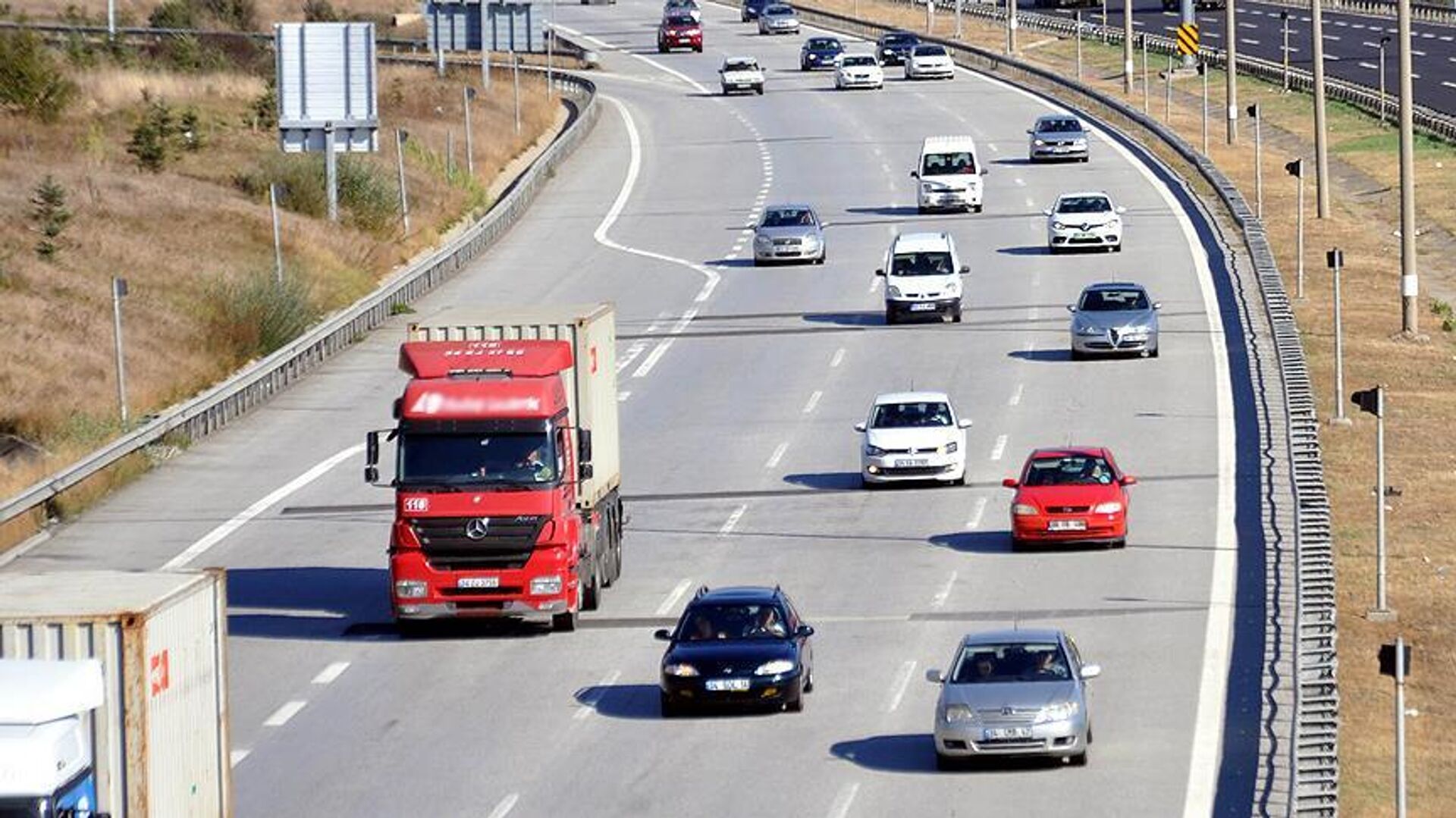 Sürücüler dikkat: TEM Otoyolu'nun Ankara yönü kapanıyor