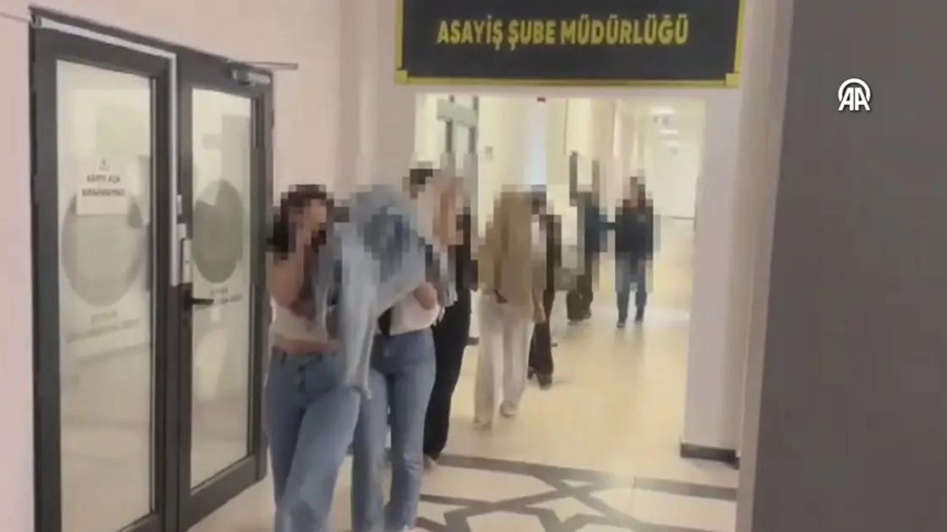 11 ilde fuhuş operasyonu: 19 kişi yakalandı, hesap ajandası ele geçirildi