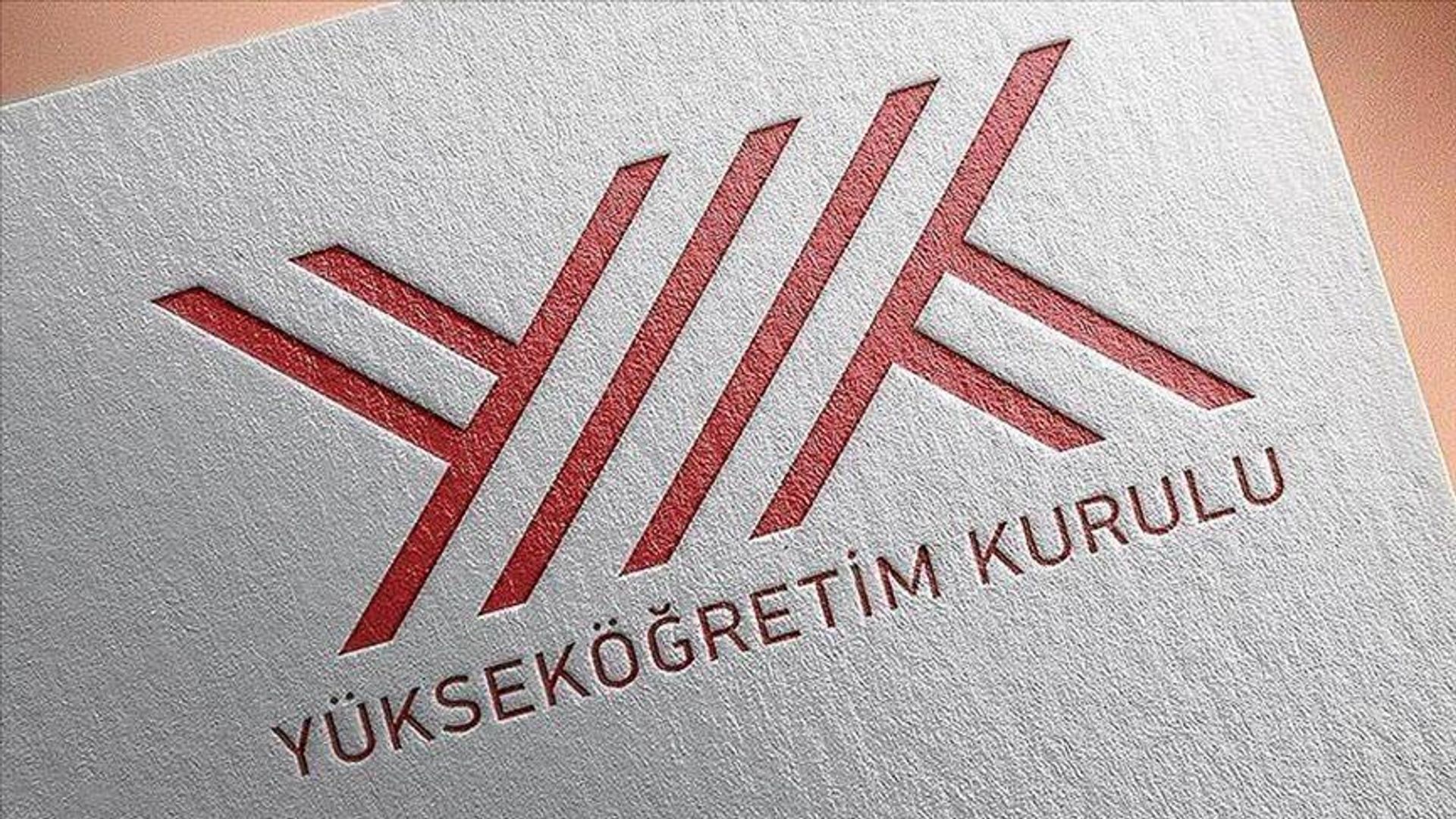 YÖK'ten mezuniyet törenindeki pankart olayına ilişkin soruşturma
