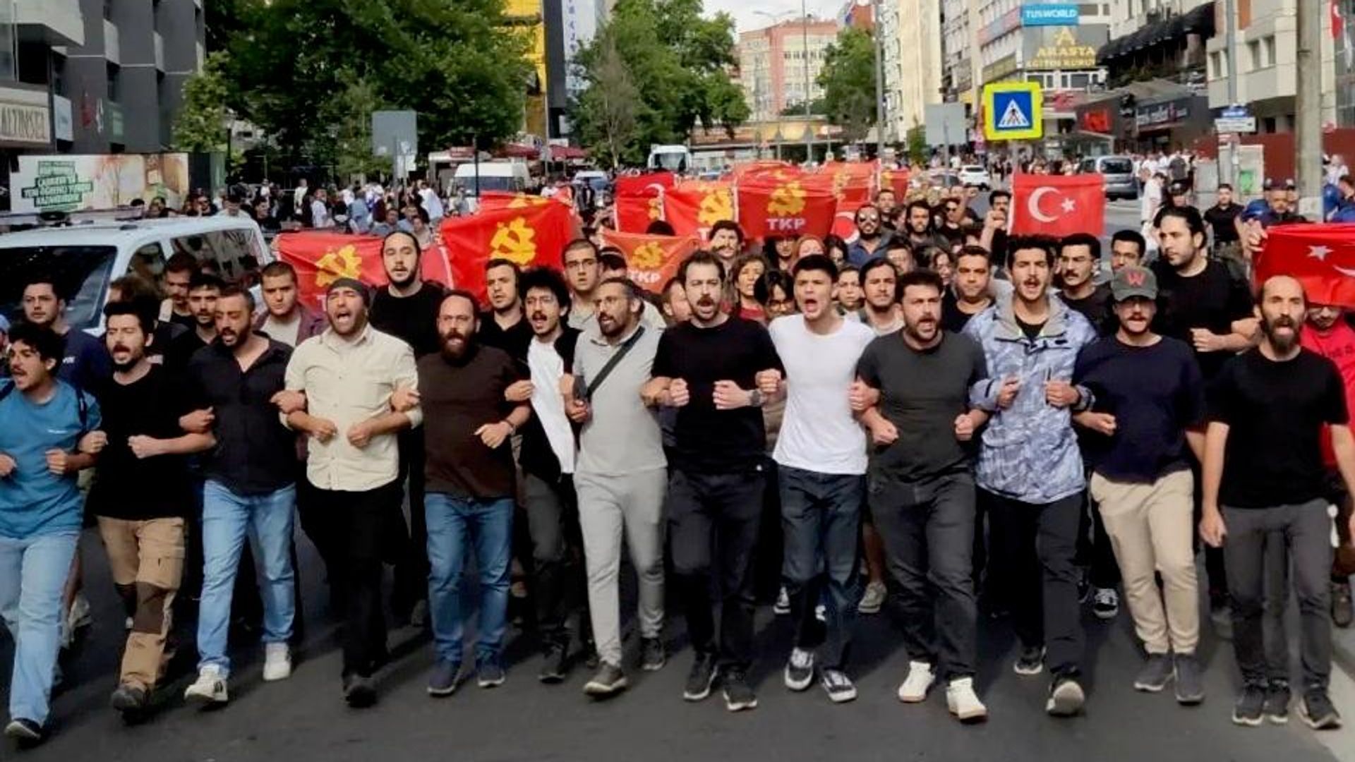 NATO protestoları: Gözaltına alınan TKP’liler serbest bırakıldı