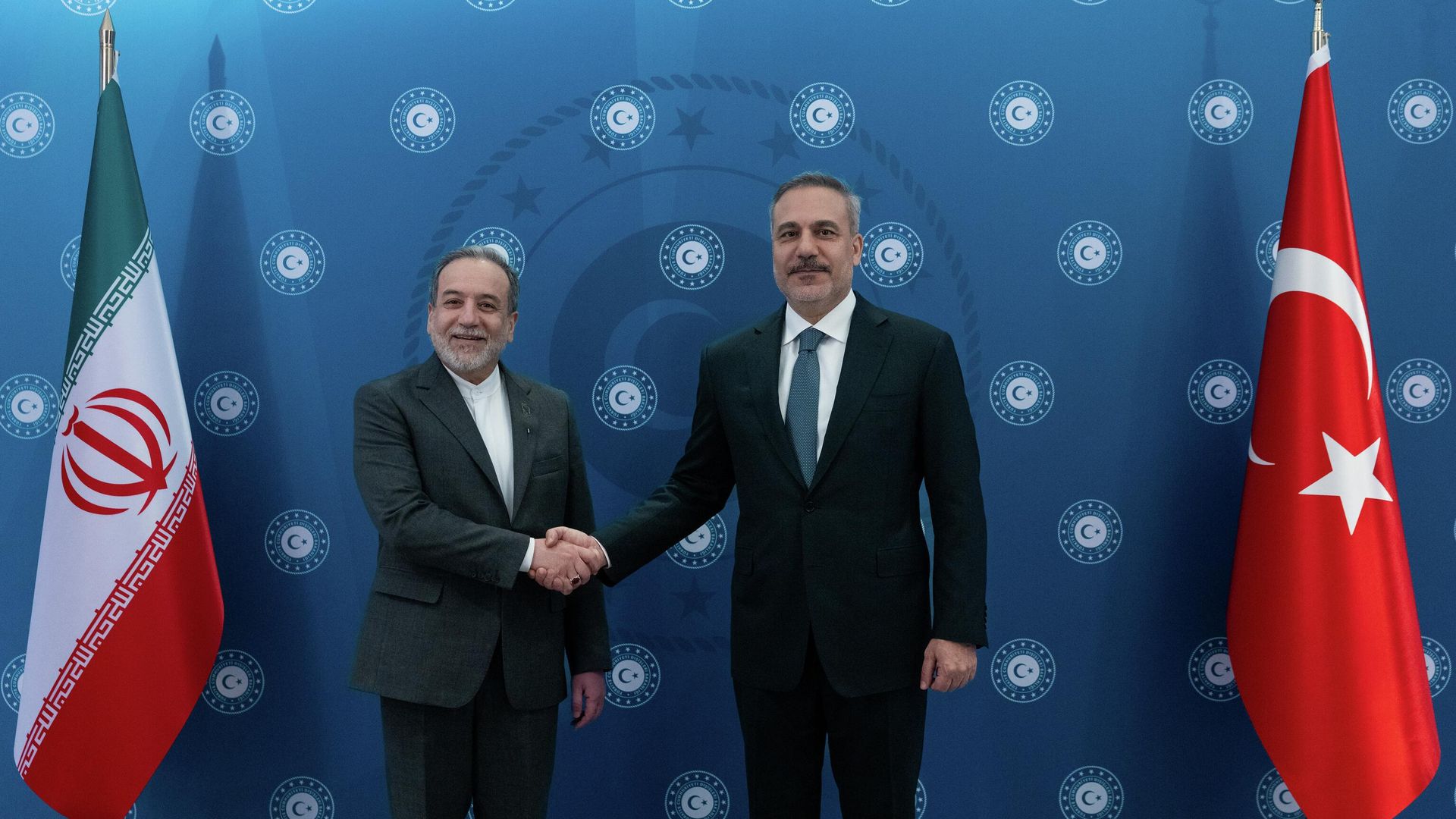 Dışişleri Bakanı Fidan, İranlı mevkidaşı Arakçi'yle görüştü
