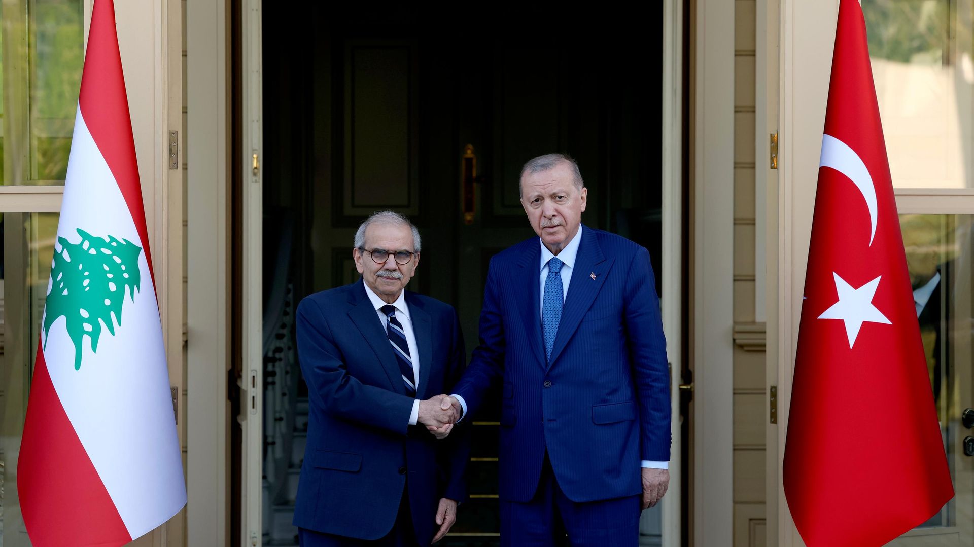 Cumhurbaşkanı Erdoğan, Lübnan Başbakanı Selam'la bir araya geldi