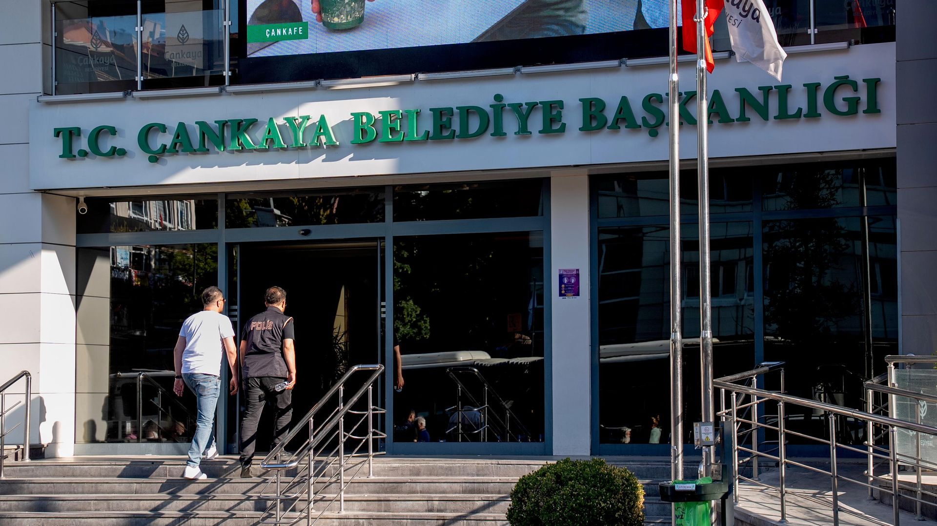 Çankaya Belediye Başkanı Güner dahil 30 kişi için tutuklama talebi