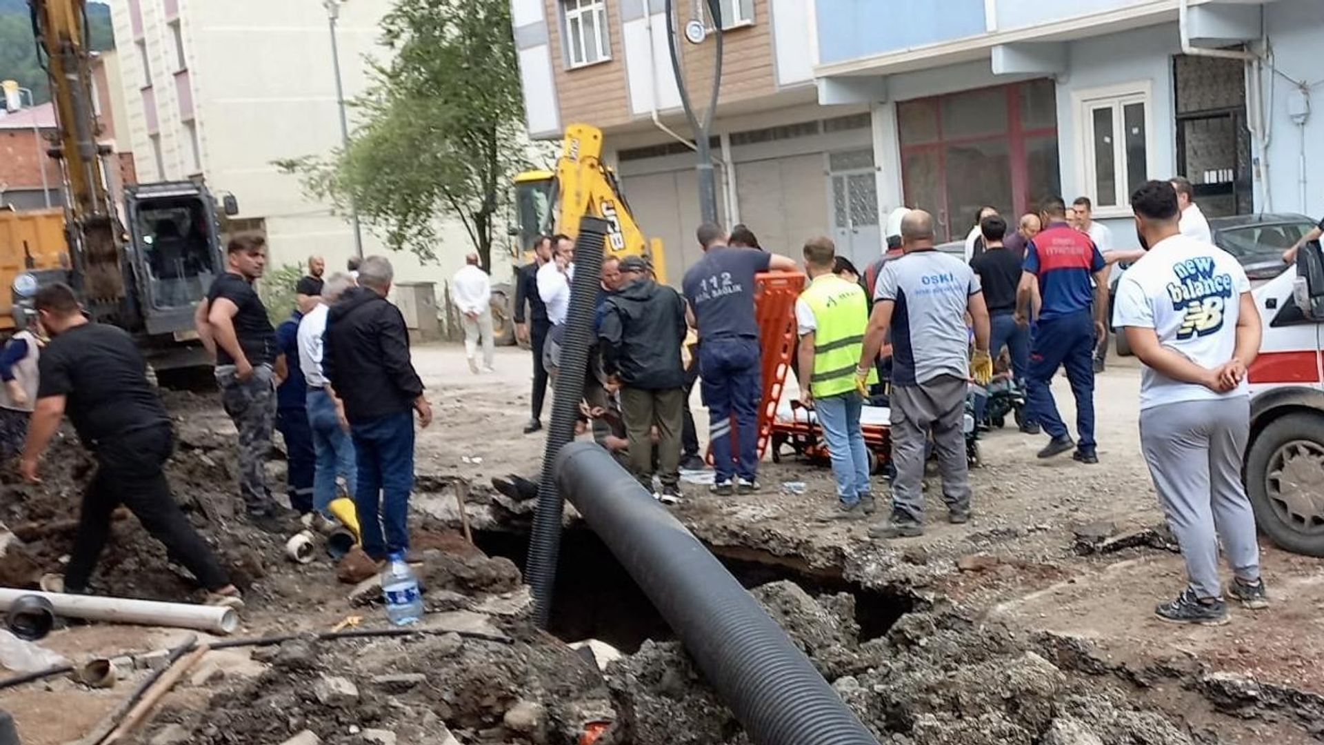 Ordu'da altyapı çalışmasında göçük: 2 işçi yaralı