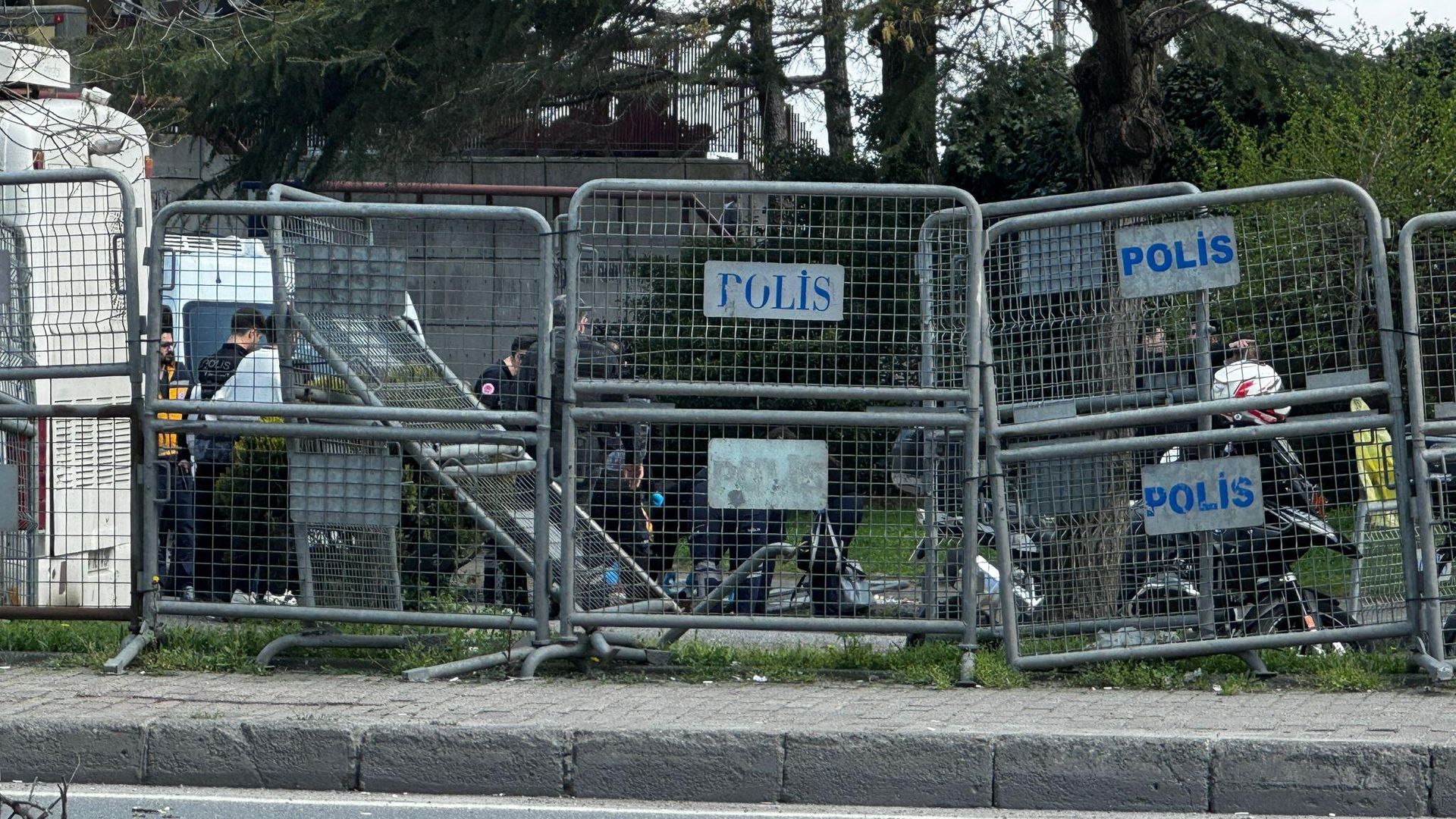 Beşiktaş'ta polis noktasına saldırı soruşturması: 14 şüpheli hakkında istenen ceza belli oldu