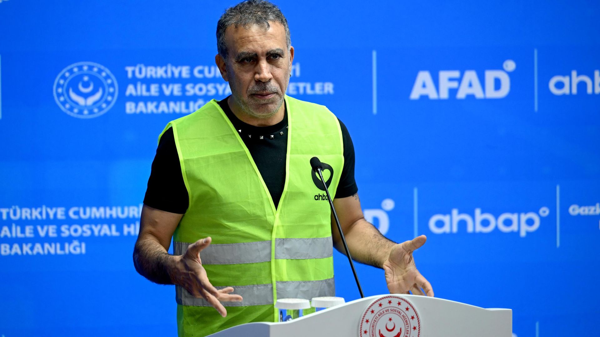 Ahbap Derneği ve şüphelilerin mal varlıklarına el konuldu