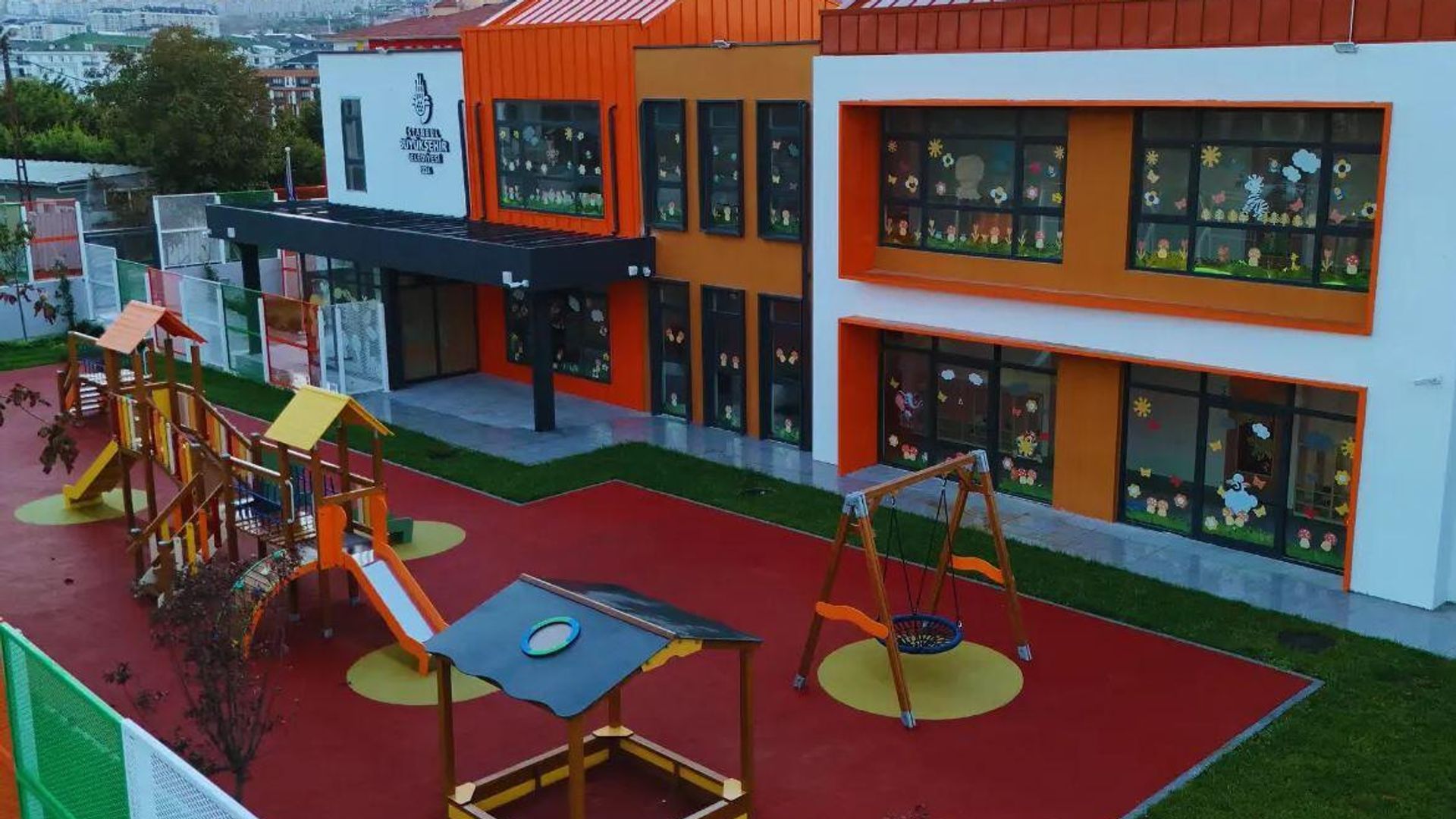 İBB'den kreş ücretlerine yüzde 60 zam kararı