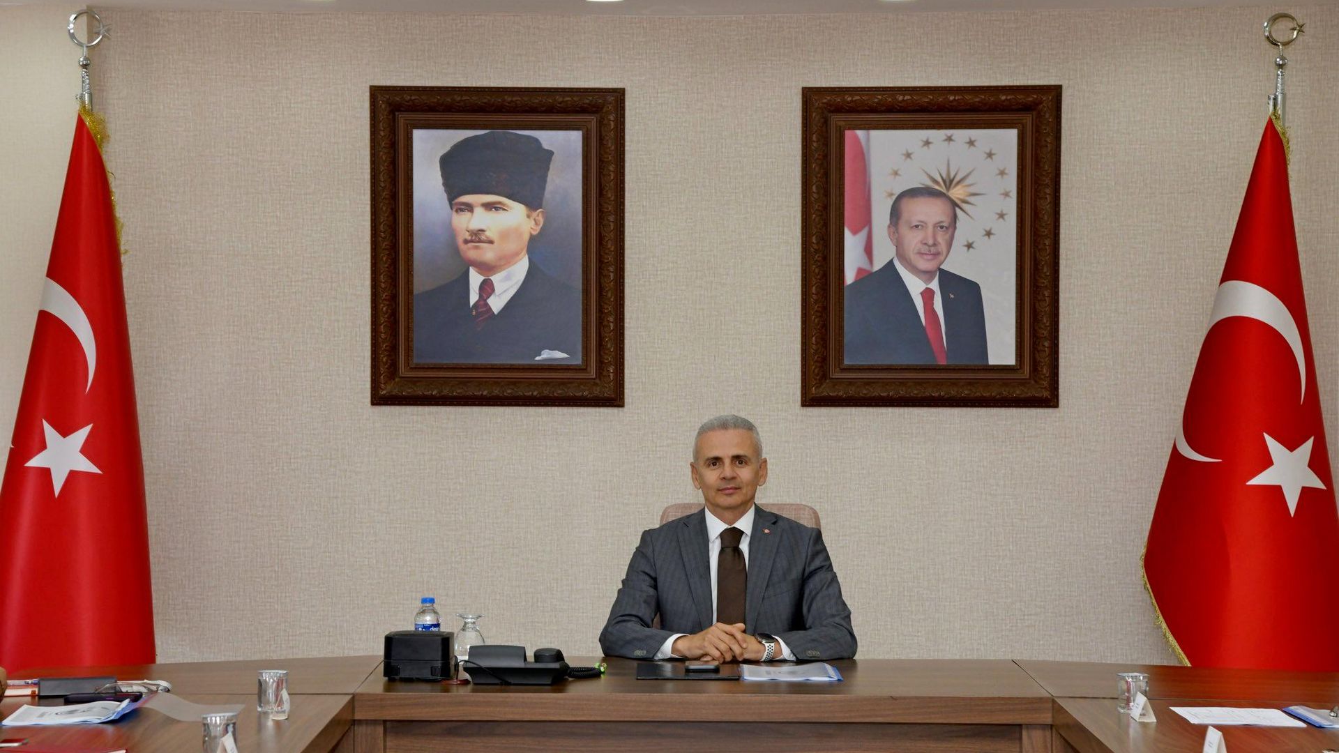 Ardahan Valisi Mehmet Fatih Çiçekli görevden alındı