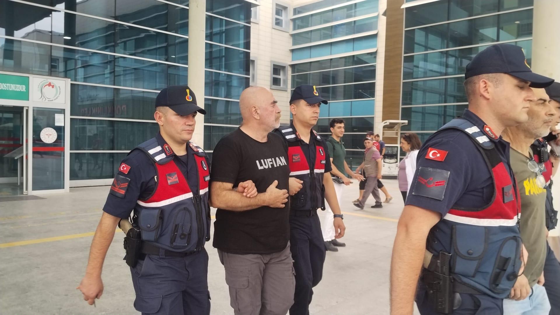 Uyuşturucu operasyonunda gözaltına alınmıştı: Ünlü yönetmen Ezel Akay hakkında karar
