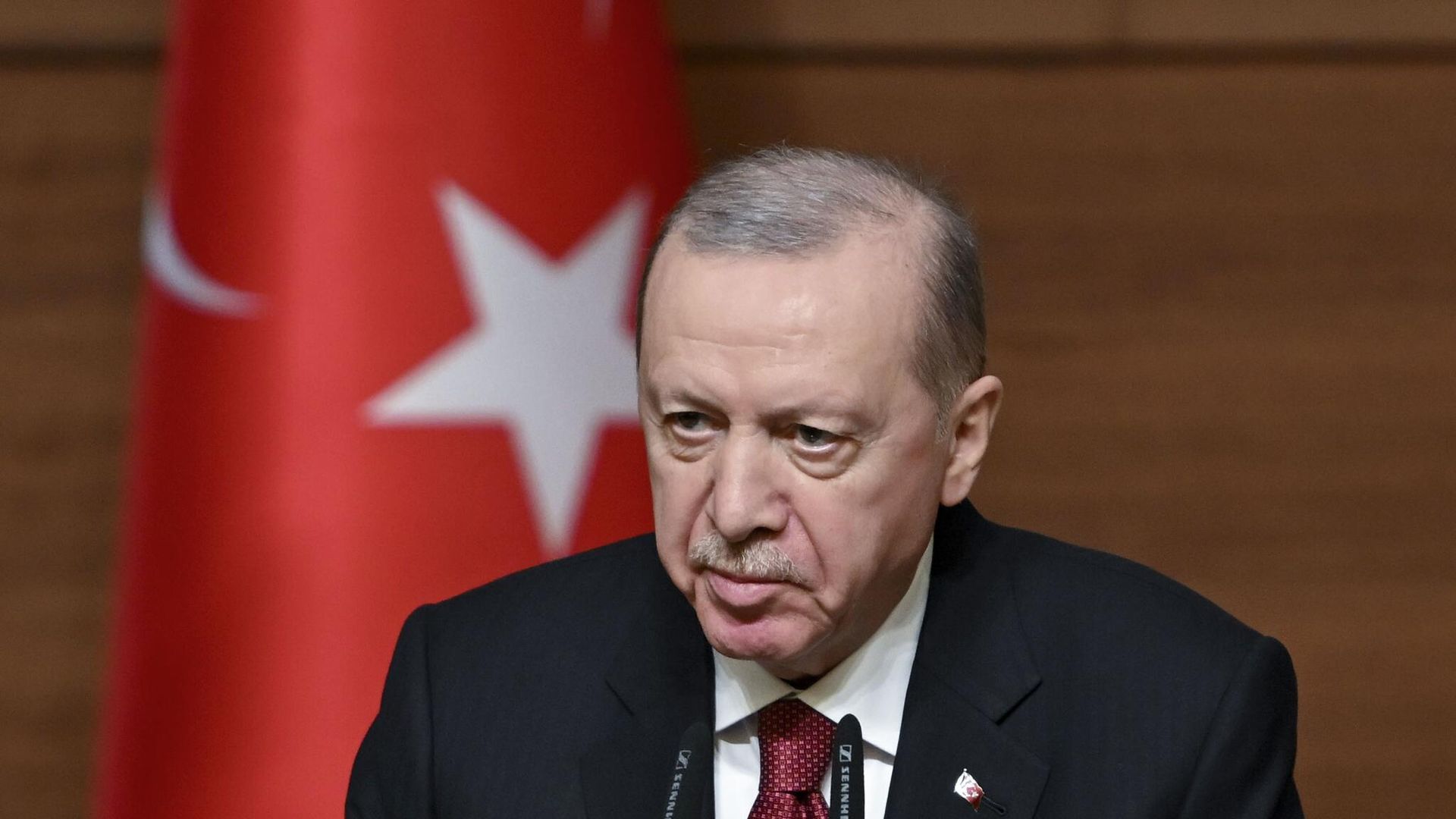 Cumhurbaşkanı Erdoğan'dan A Milli Kadın Voleybol Takımı'na şampiyonluk tebriği