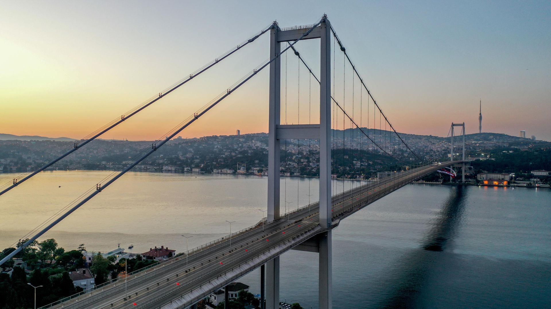 15 Temmuz Şehitler Köprüsü'nde trafik düzenlemesi: 3 gece trafiğe kapatılacak