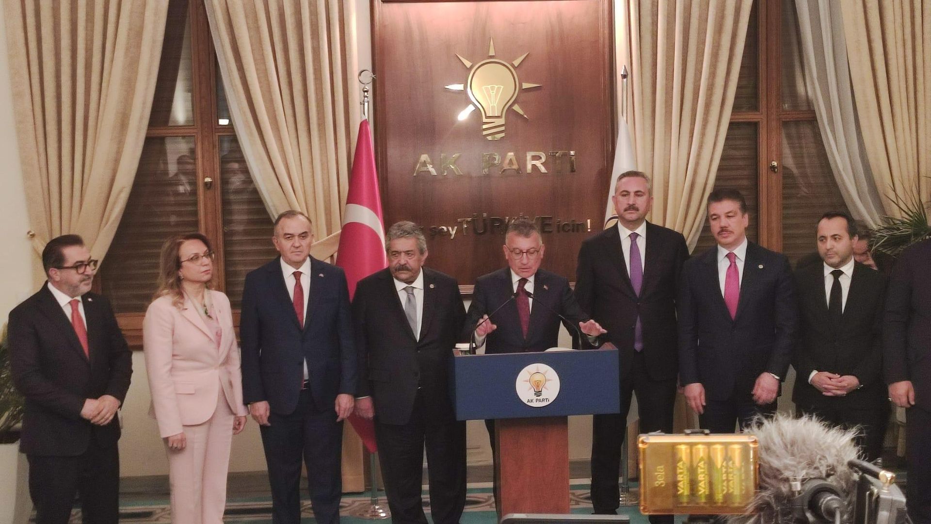 Terörsüz Türkiye sürecinde çerçeve yasa Meclis'e sunuldu: Hangi suçları kapsamayacak? Kimleri kapsayacak?