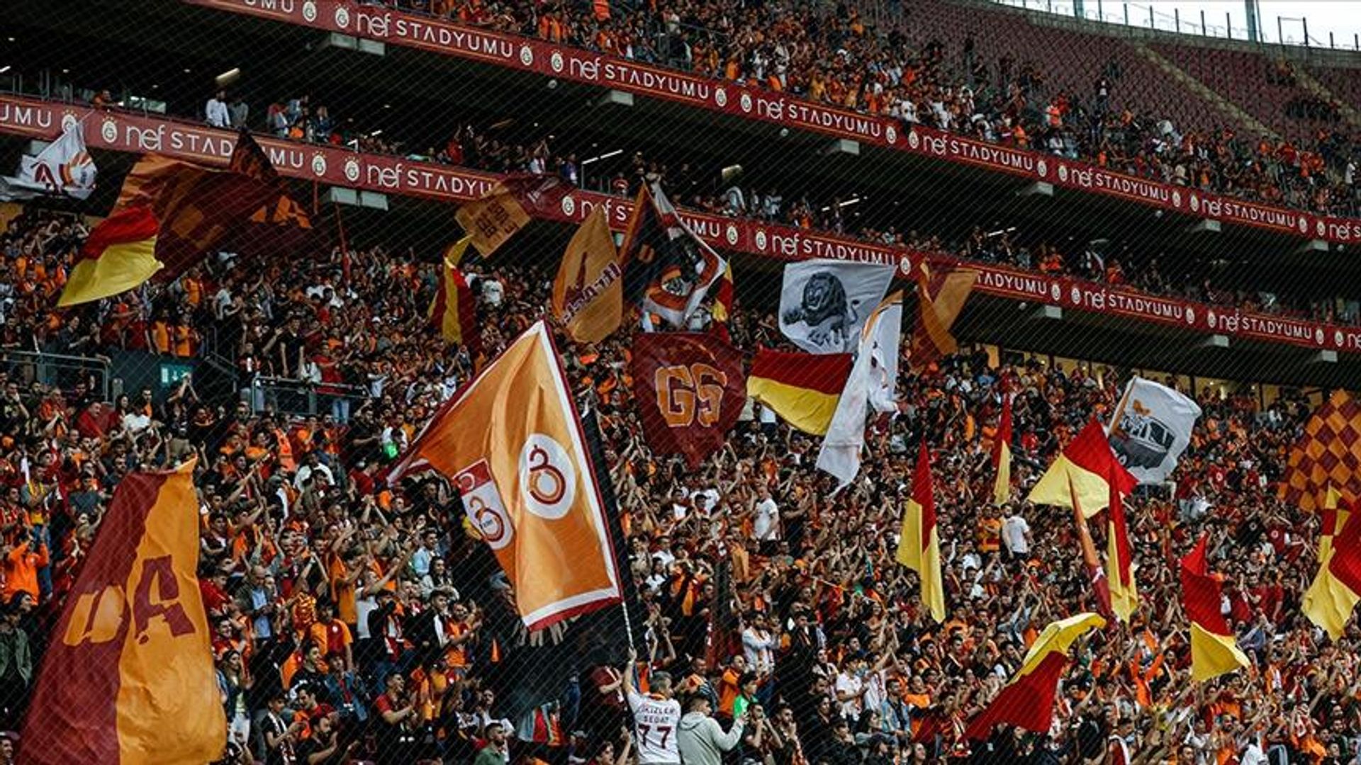 UltraAslan taraftar grubu lideri Muzaffer Şirin gözaltına alındı