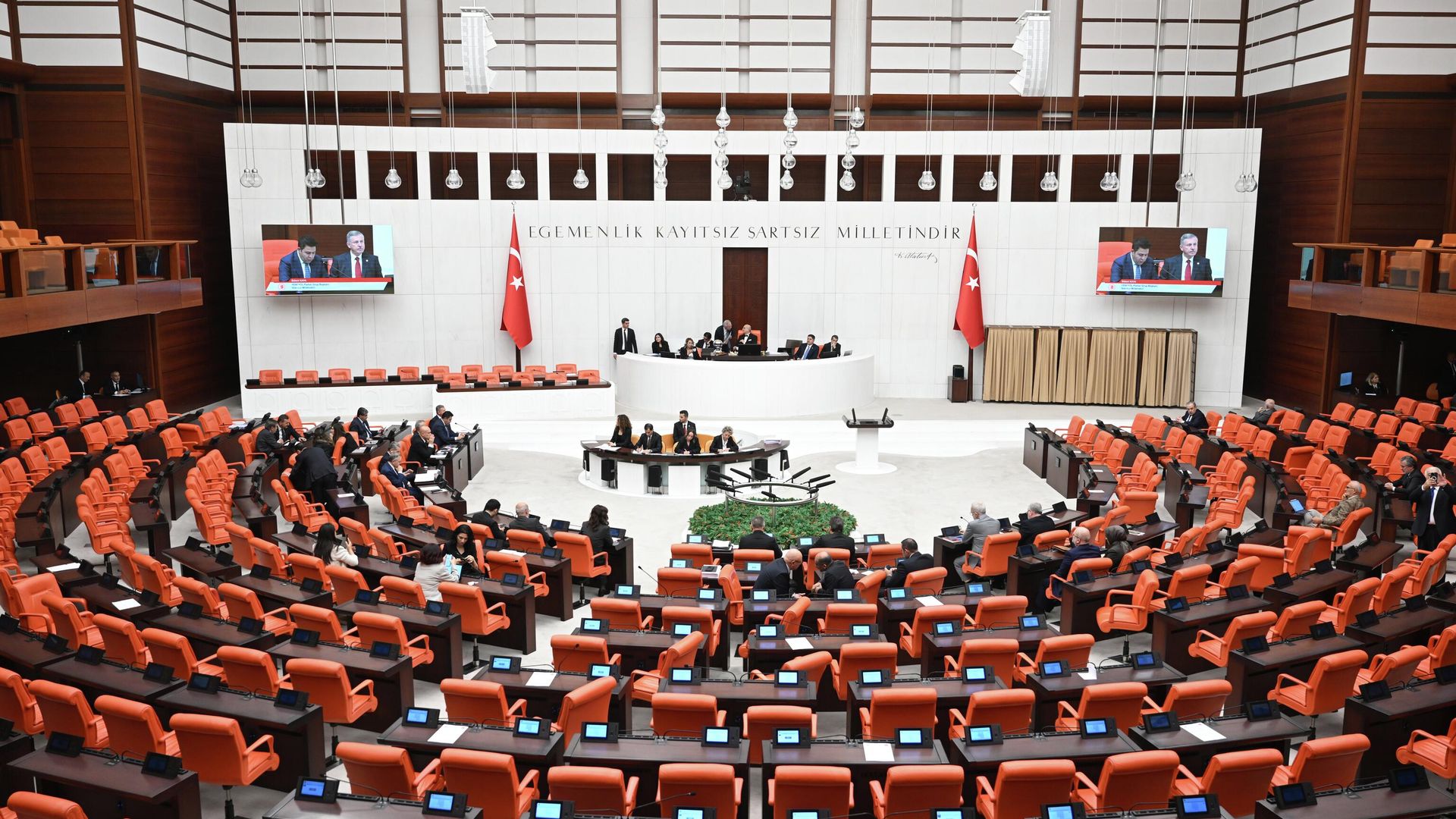 Meclis’te tarihi oturum: Terörsüz Türkiye süreci için hazırlanan kanun teklifi bugün TBMM Genel Kurulu'nda