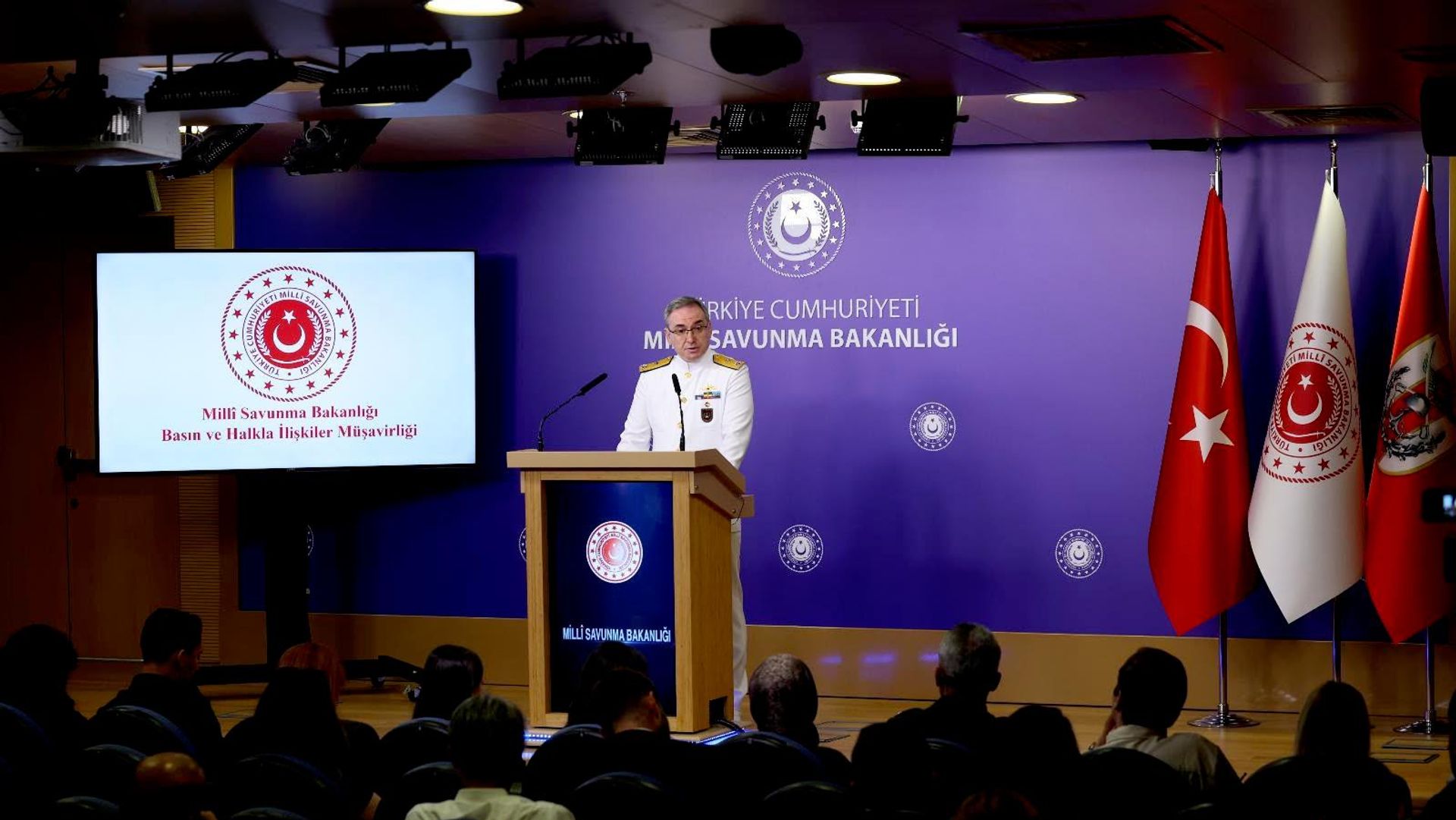 MSB'den Terörsüz Türkiye açıklaması: Hudut karakolları ve üs bölgelerimizde birlik azaltılması söz konusu değildir