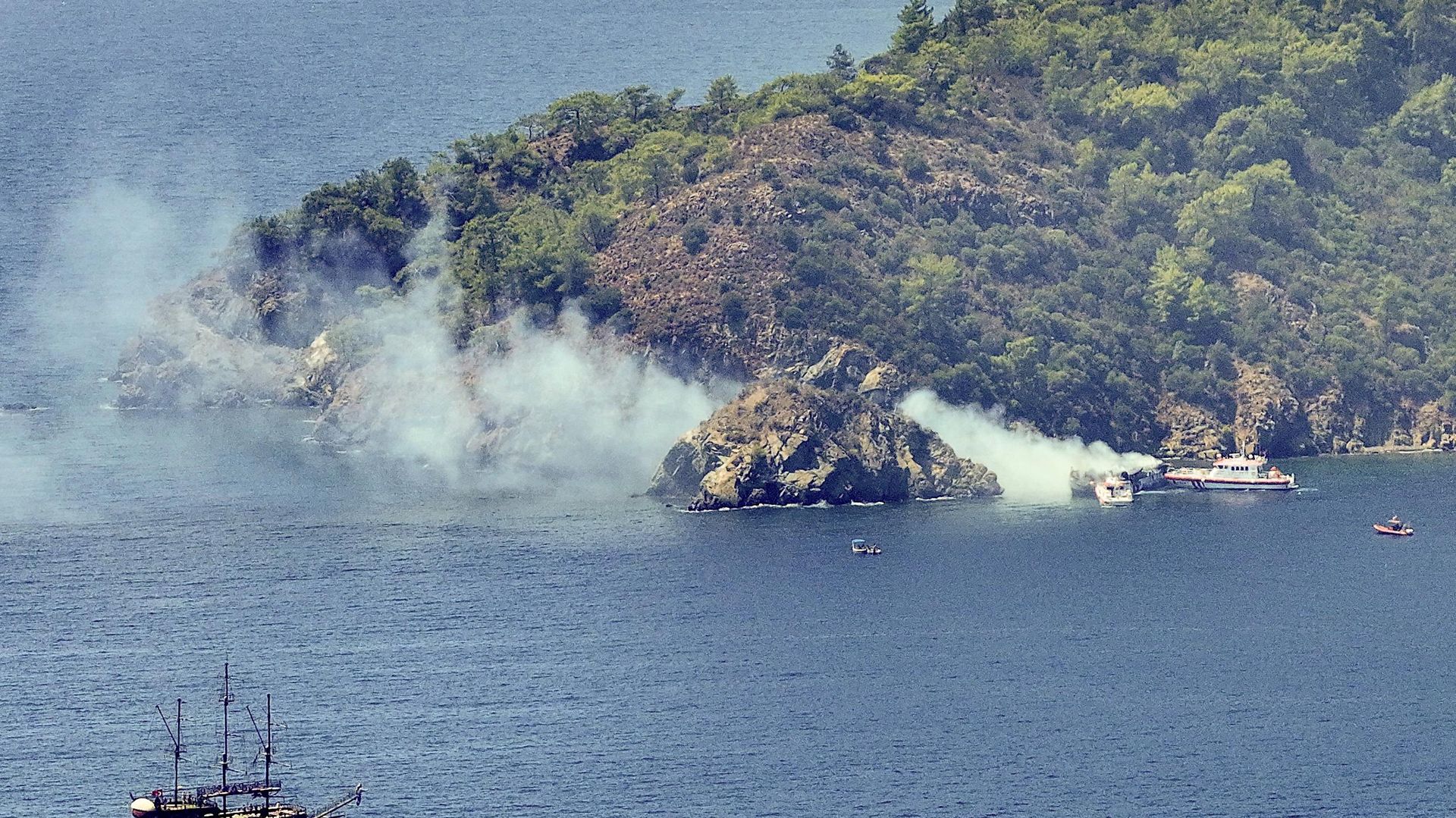 Denizcilik Genel Müdürlüğü'nden Fethiye'deki tekne yangınına ilişkin açıklama: İdari tahkikat başlatıldı