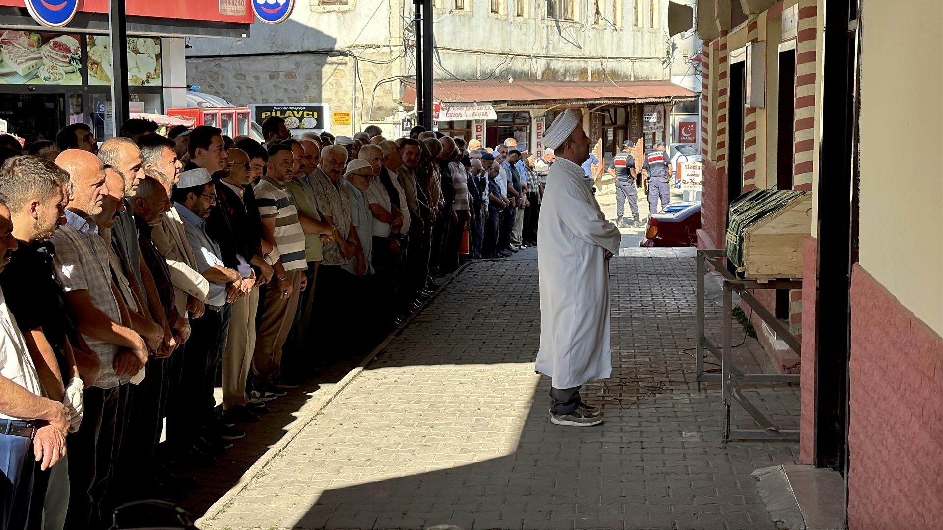 Karabük’te KKKA şüphesiyle tedavi gören kişi hayatını kaybetti