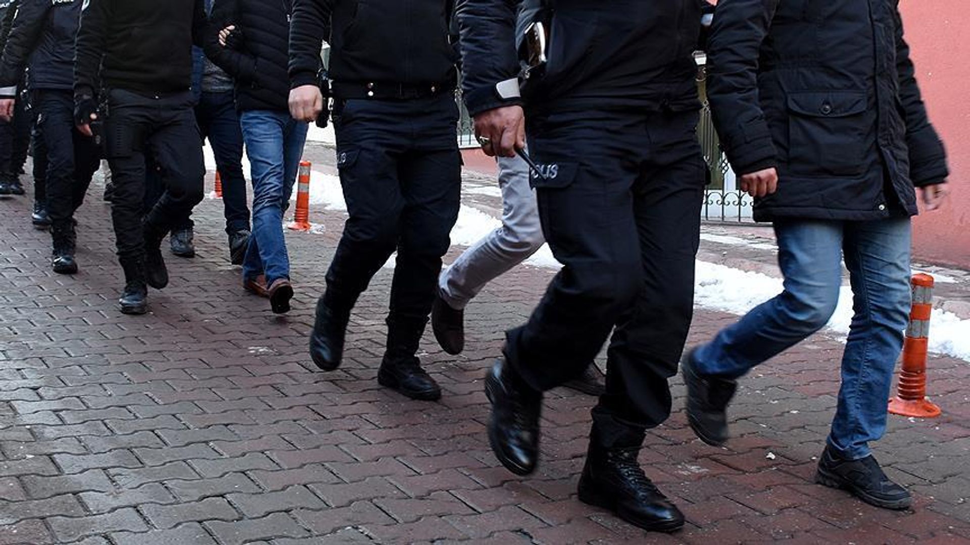 Çankırı merkezli 19 ildeki yasadışı bahis operasyonu: 31 şüpheli tutuklandı