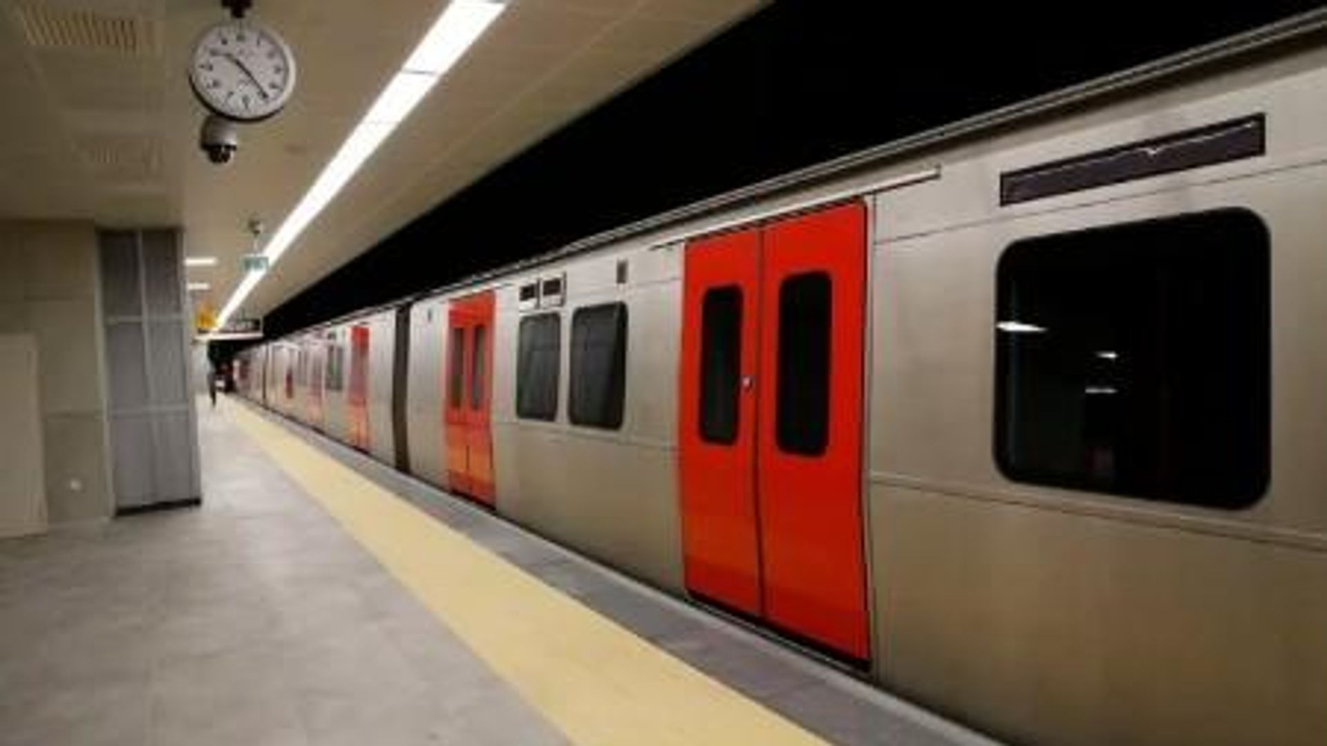 Ankara'da metro seferlerine bakım çalışması düzenlemesi