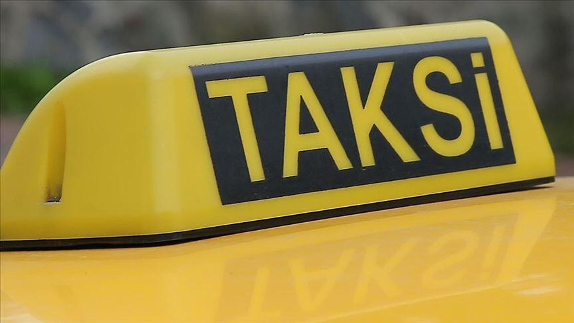 Danıştay karar verdi: Bir şehirde taksi ve servis plakaları iptal edilecek