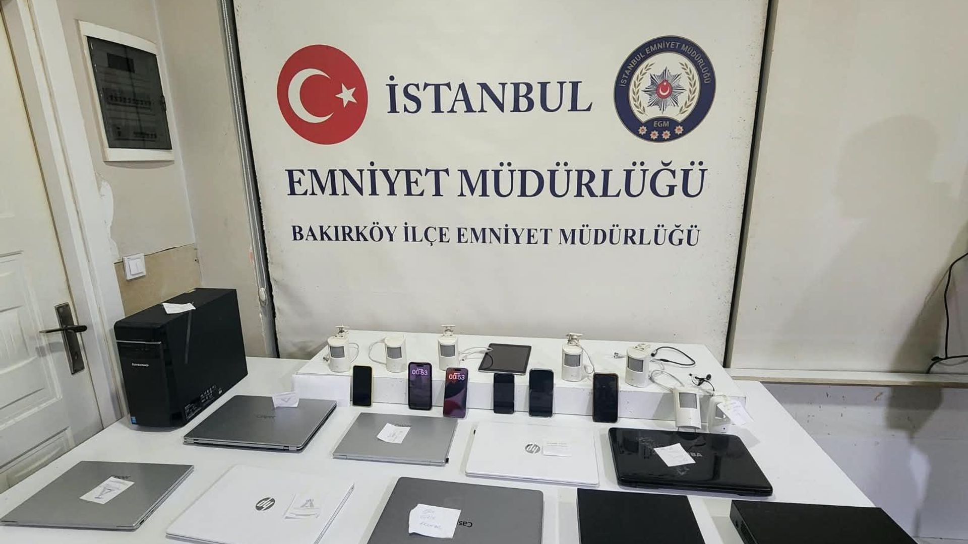 Güzellik merkezinde müşterilerin görüntüleri gizlice kaydedildi: 14 bin videonun yayımlandığı tespit edildi