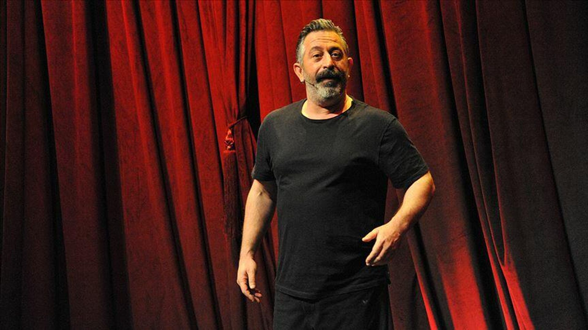 Cem Yılmaz'ın durumu hakkında doktorundan açıklama: 'Bir insanın geçirebileceği büyük kalp krizlerinden biriyle geldi'