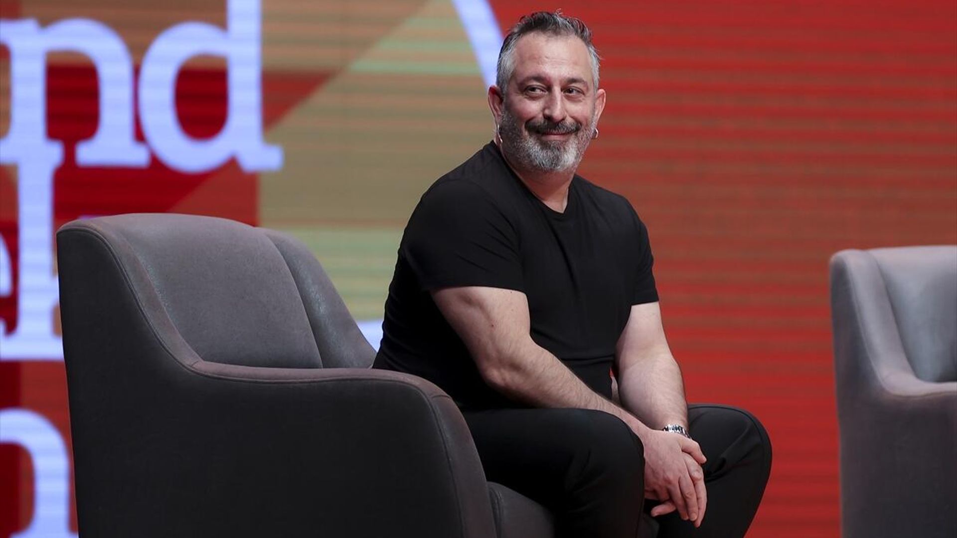 Cem Yılmaz hastaneye kaldırılmıştı: Sağlık Bakanı Memişoğlu'ndan açıklama