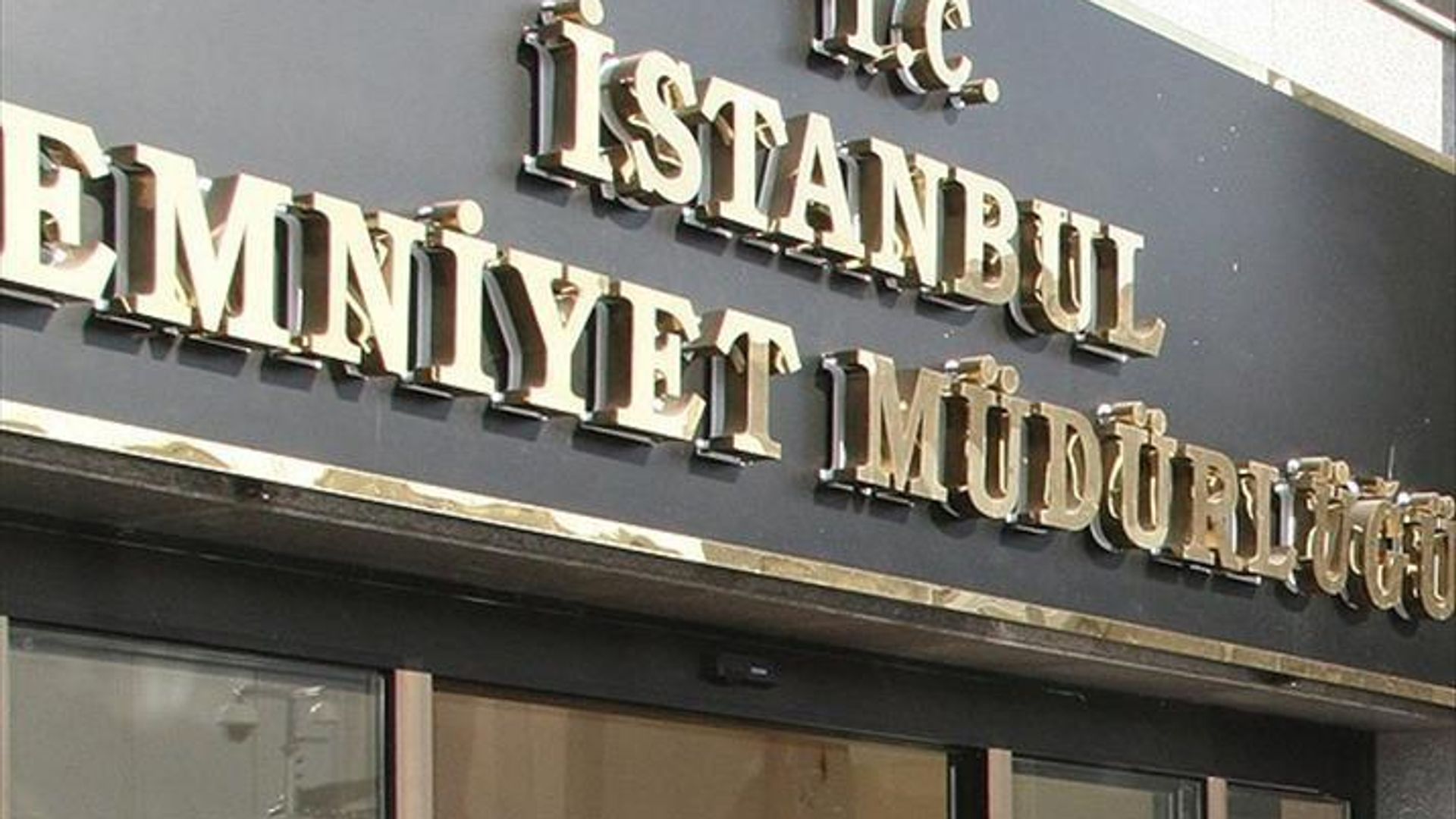 İstanbul Emniyeti'nde il içi atamalar belli oldu: 18 ilçe ve 9 şube müdürü değişti