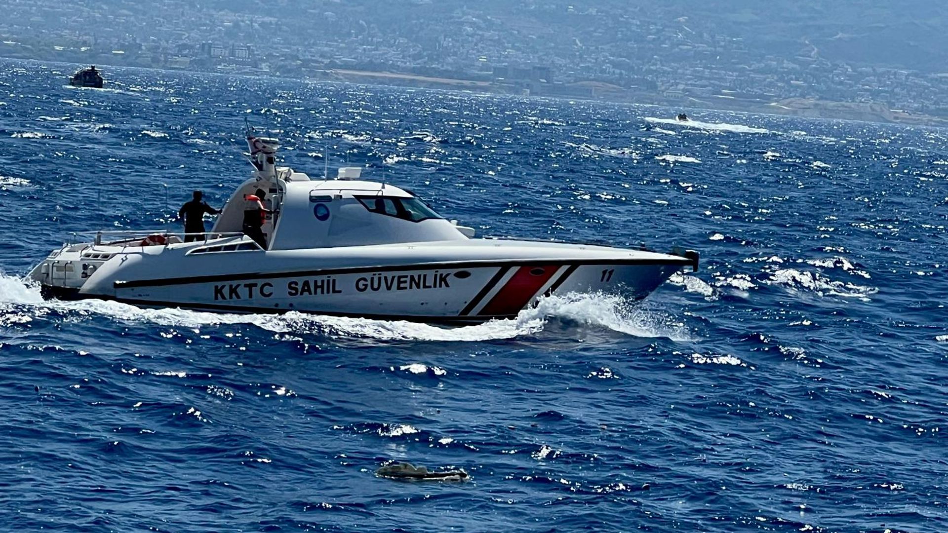 Girne'deki gemi kazasında can kaybı 12'ye yükseldi: Kayıp 16 kişi 550 metre derinlikte aranıyor